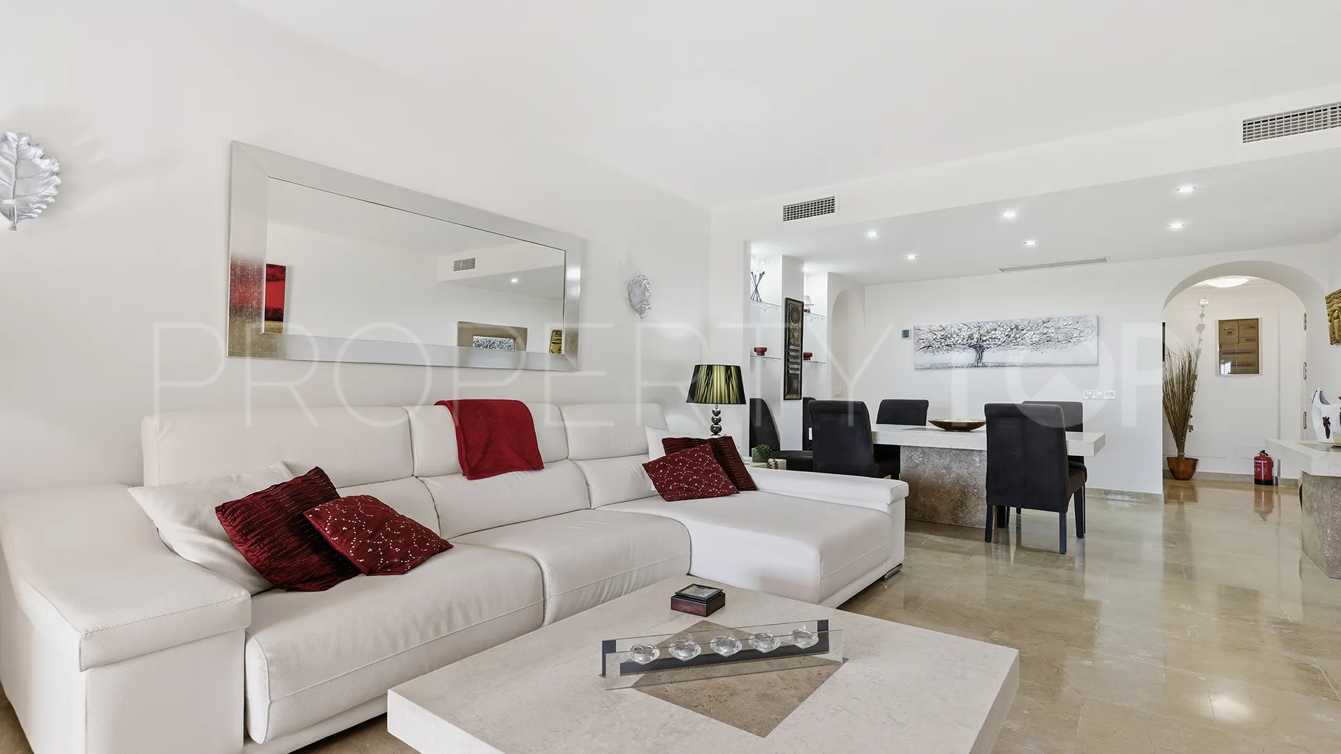 Comprar apartamento en Sabinillas con 2 dormitorios