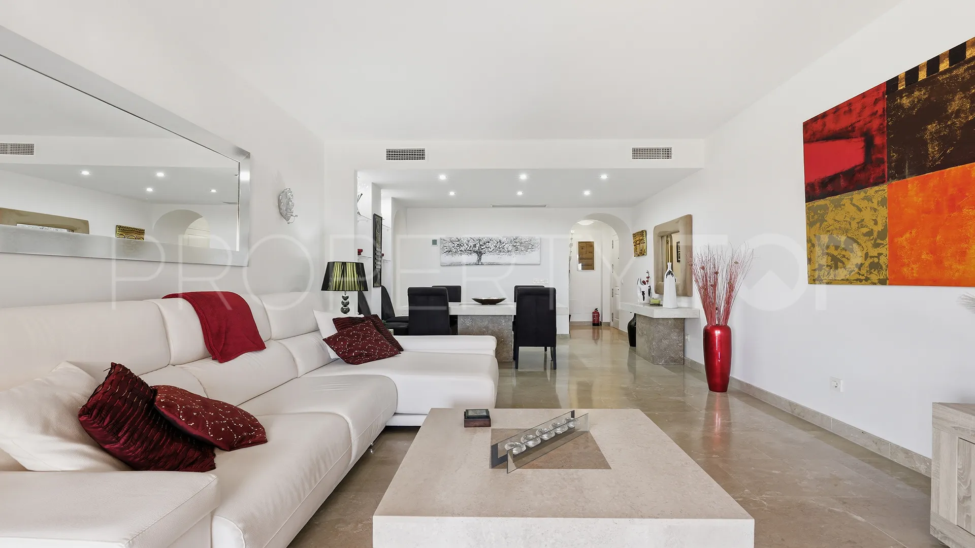 Comprar apartamento en Sabinillas con 2 dormitorios