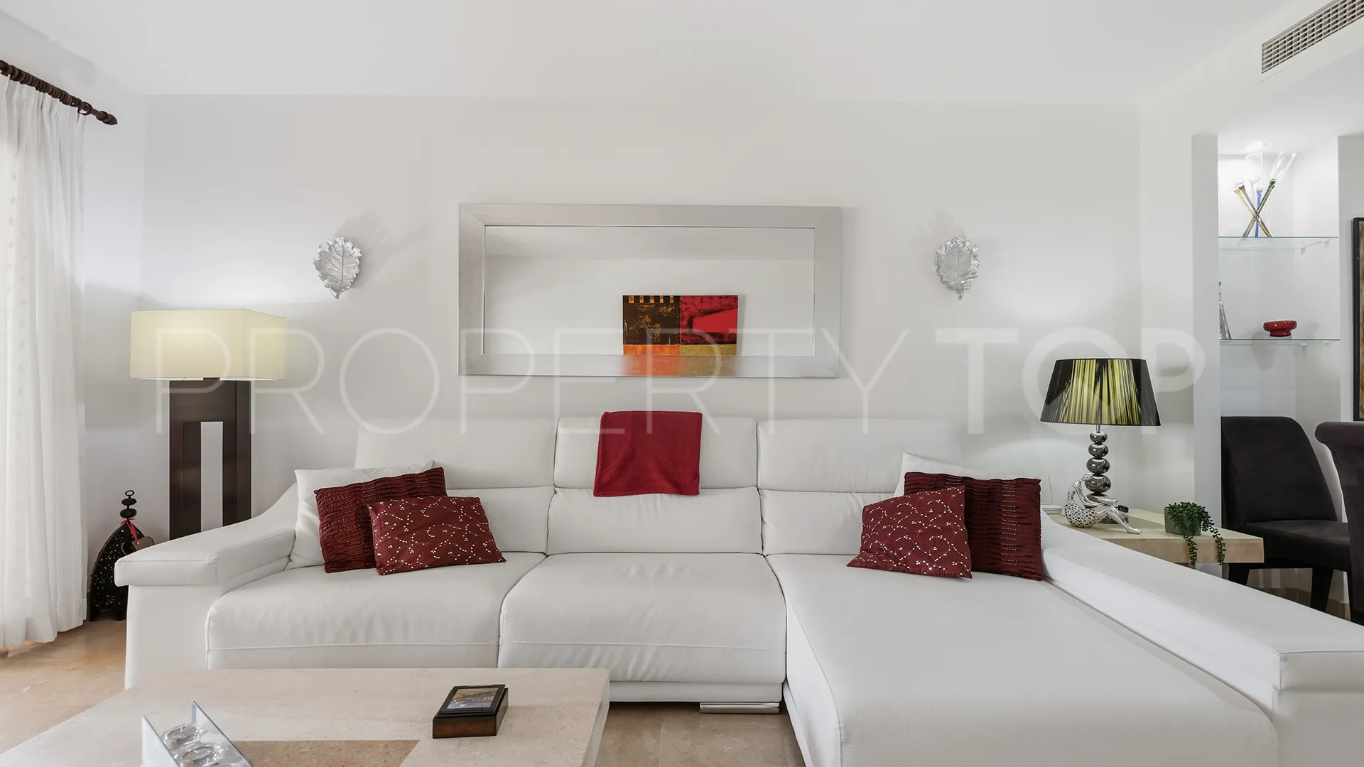Comprar apartamento en Sabinillas con 2 dormitorios