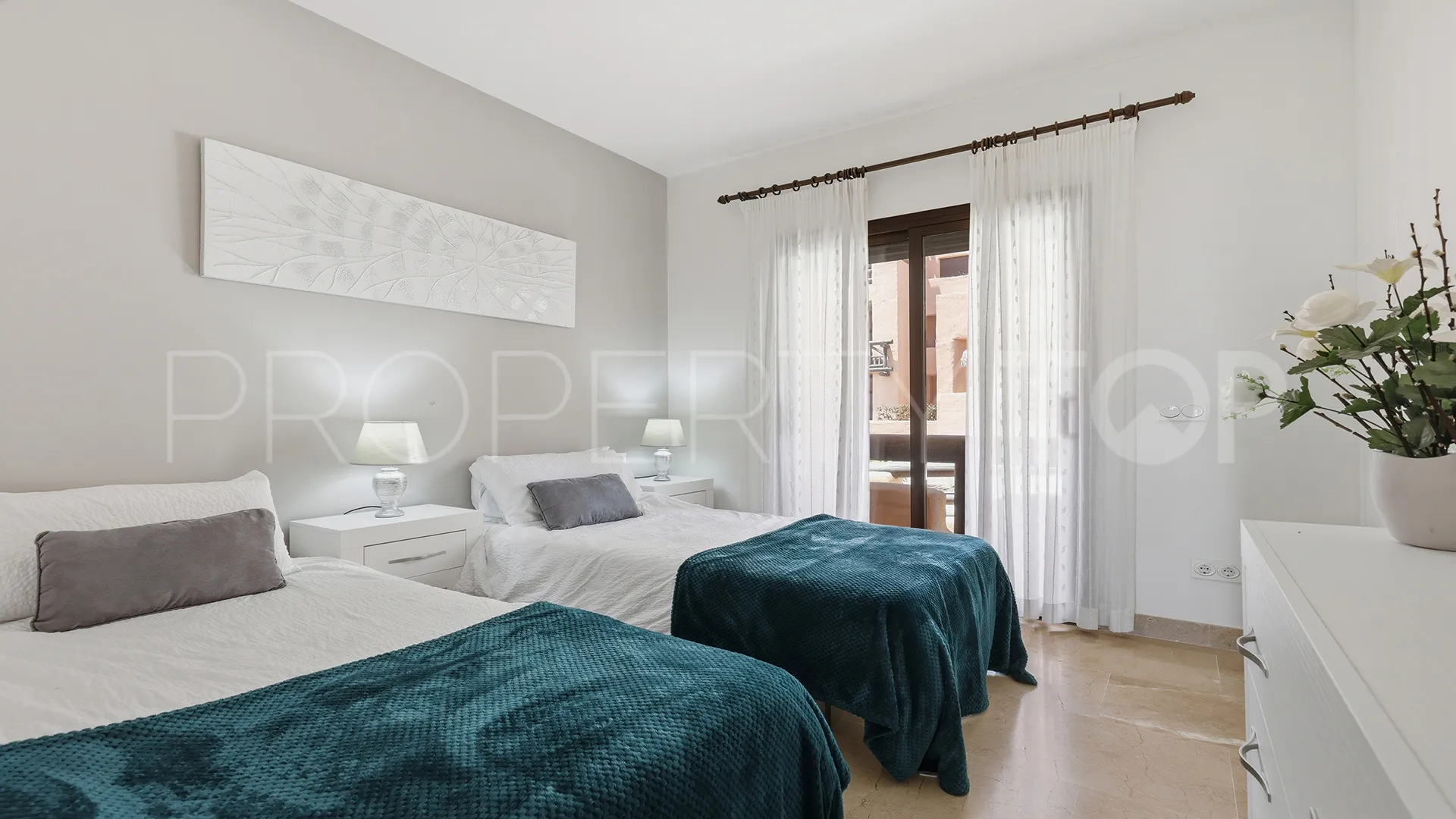 Comprar apartamento en Sabinillas con 2 dormitorios