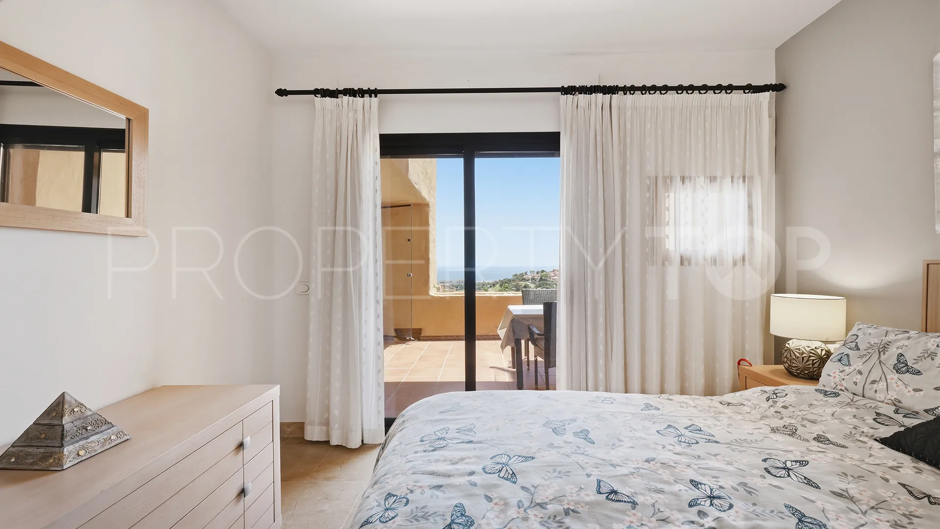 Comprar apartamento en Sabinillas con 2 dormitorios