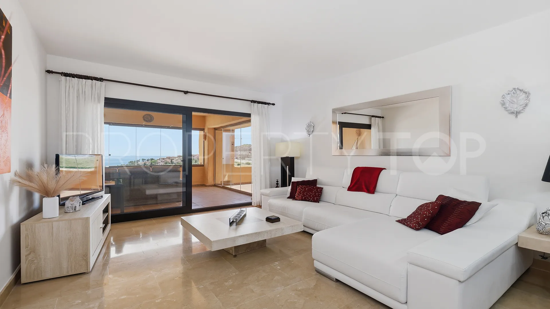 Comprar apartamento en Sabinillas con 2 dormitorios