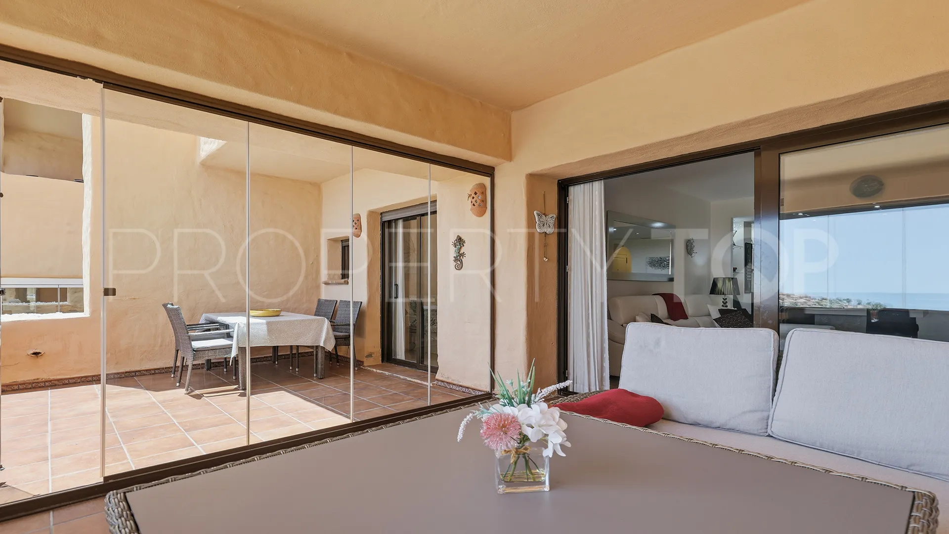 Comprar apartamento en Sabinillas con 2 dormitorios