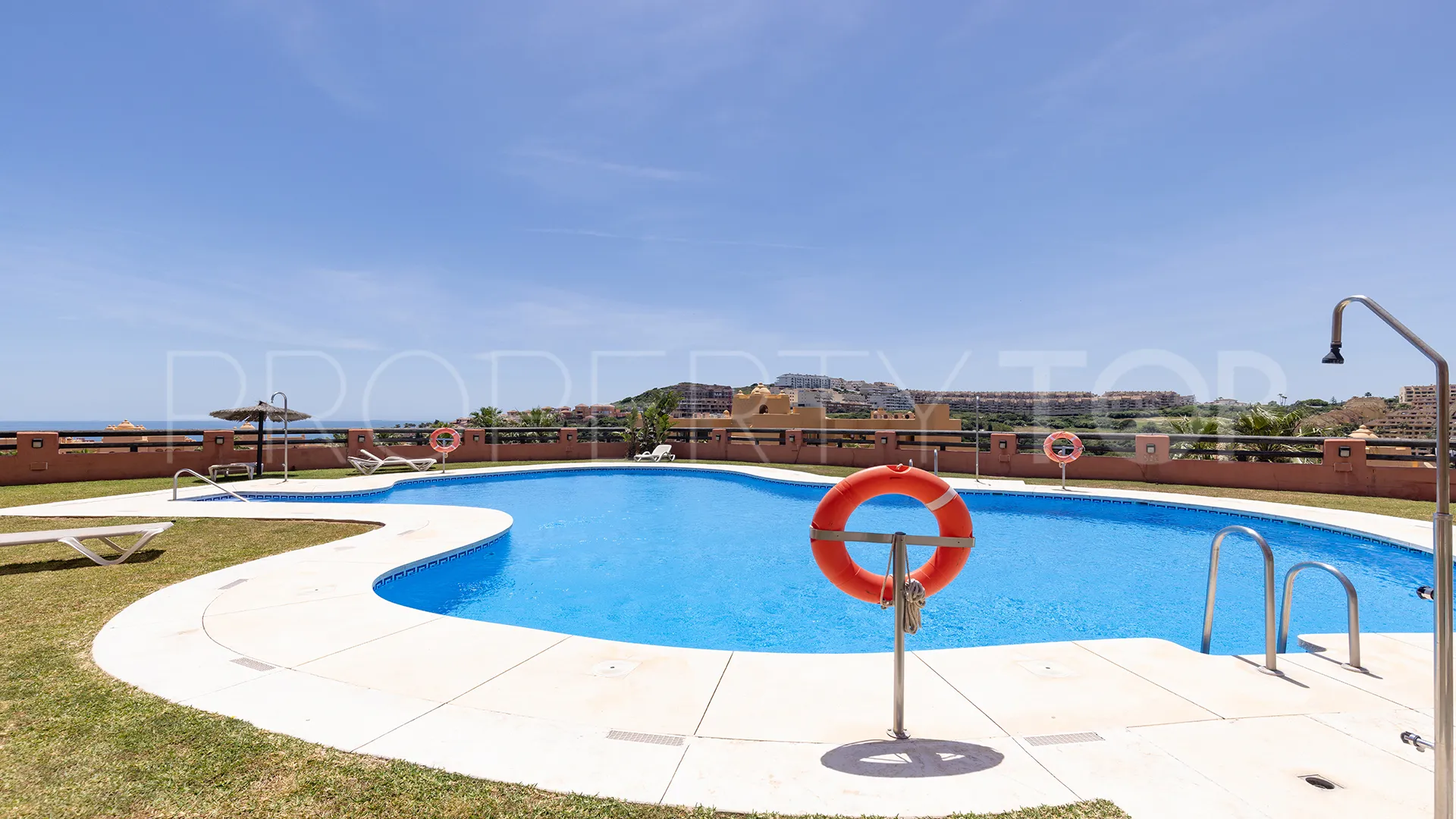 Comprar apartamento en Sabinillas con 2 dormitorios