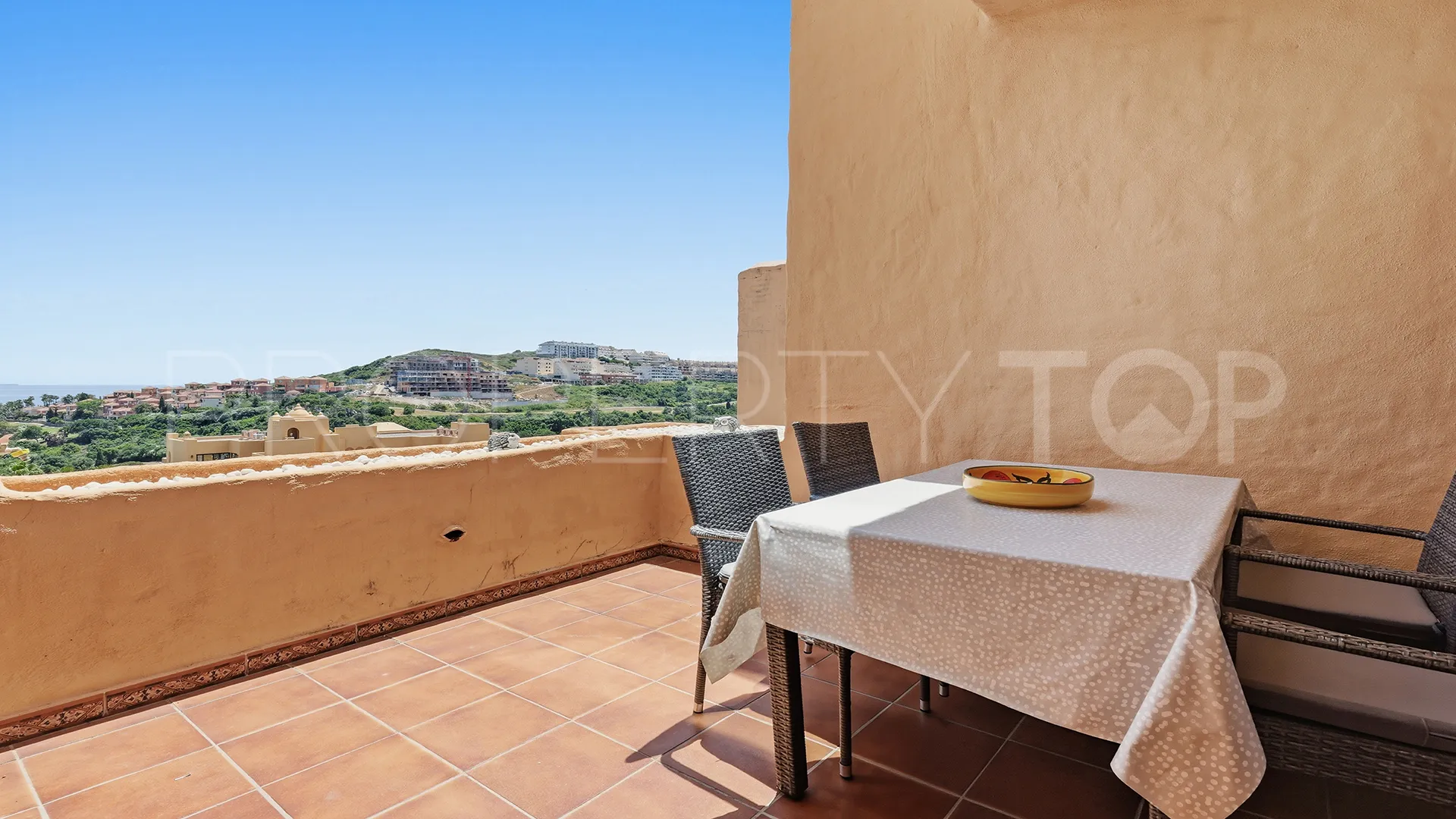 Comprar apartamento en Sabinillas con 2 dormitorios