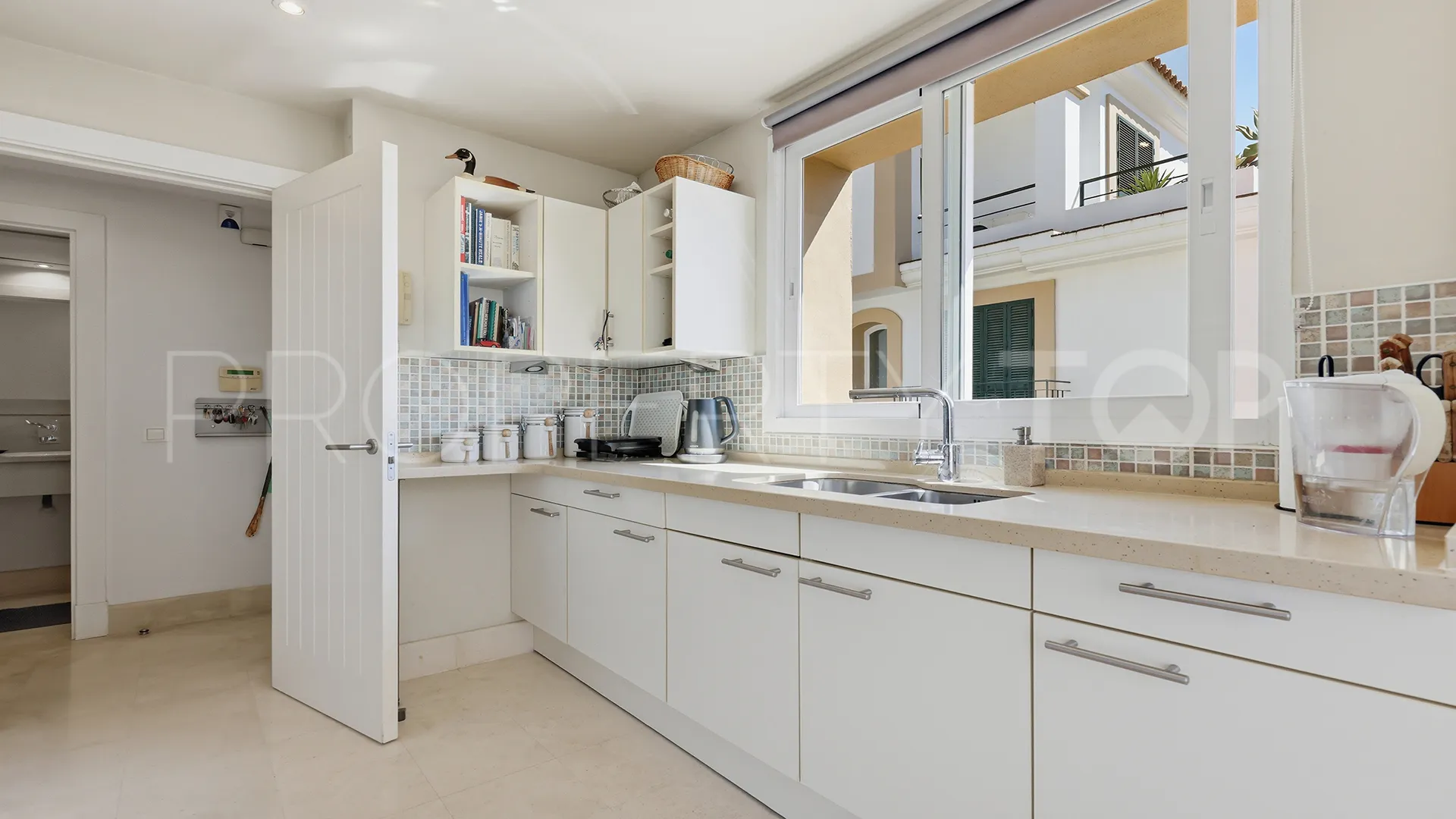 Comprar apartamento en Doña Julia de 3 dormitorios