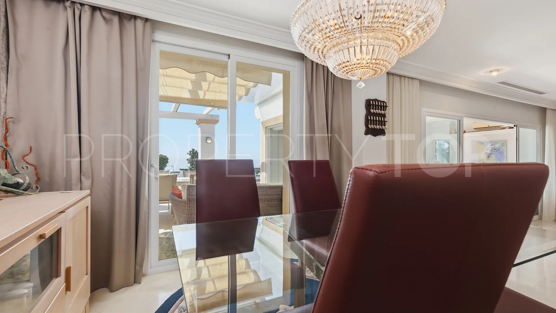 Comprar apartamento en Doña Julia de 3 dormitorios