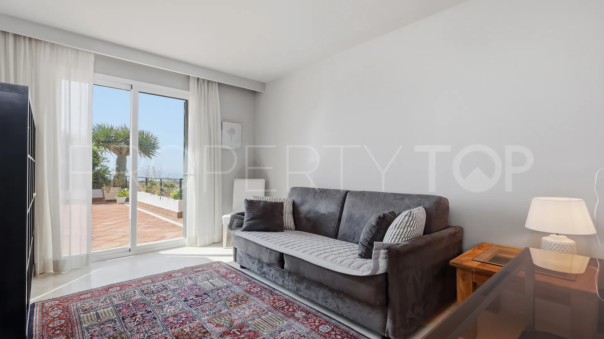 Comprar apartamento en Doña Julia de 3 dormitorios