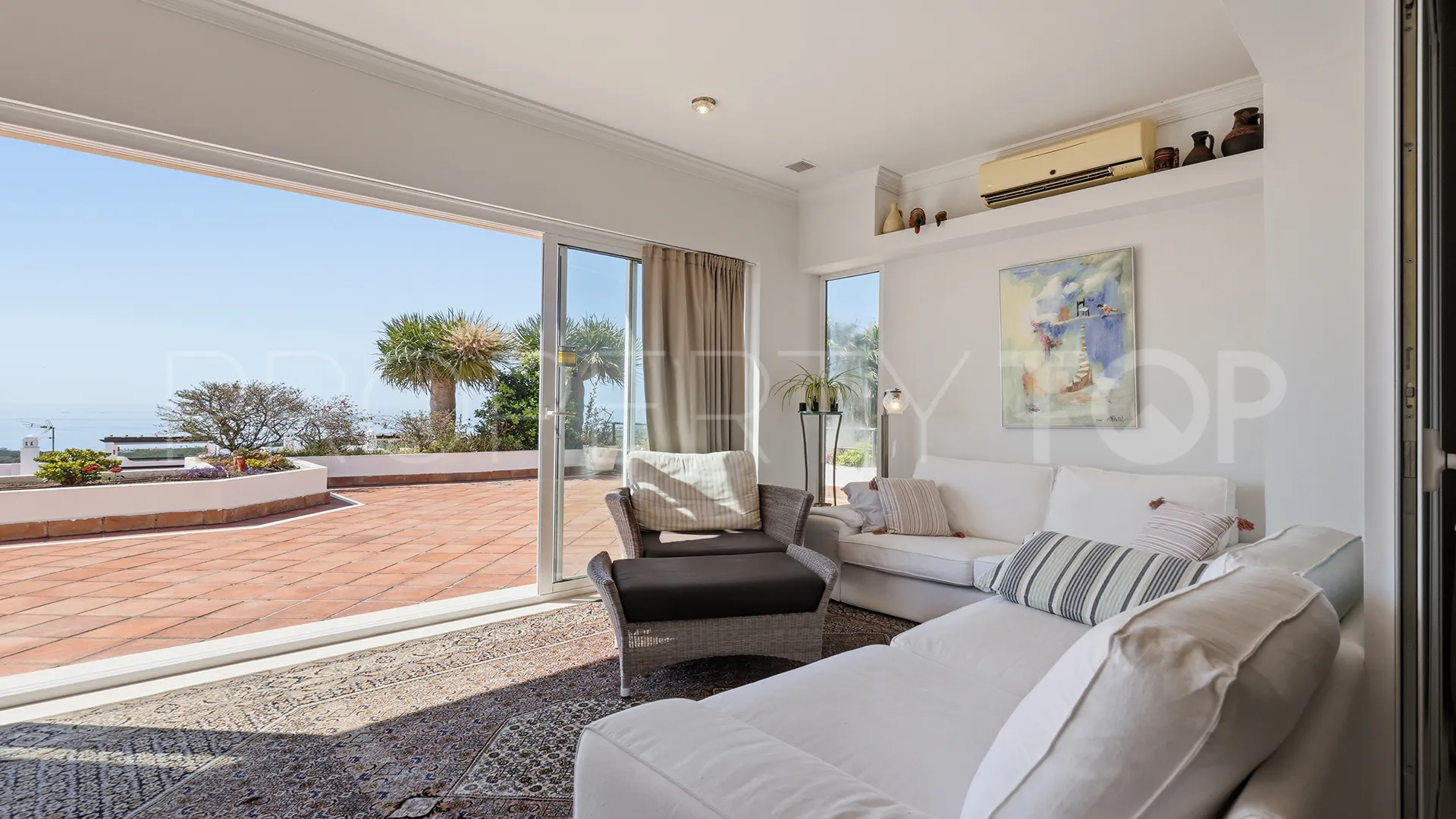 Comprar apartamento en Doña Julia de 3 dormitorios