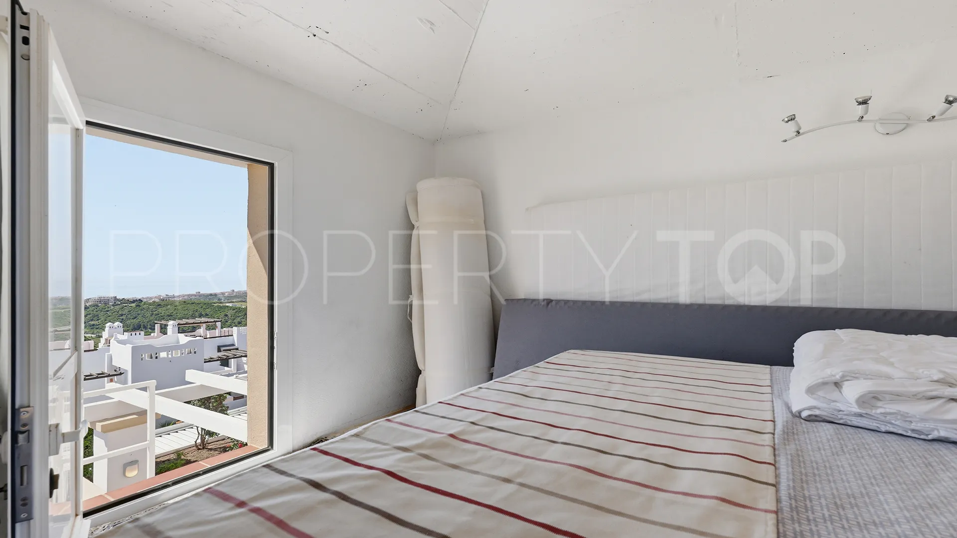 Comprar apartamento en Doña Julia de 3 dormitorios
