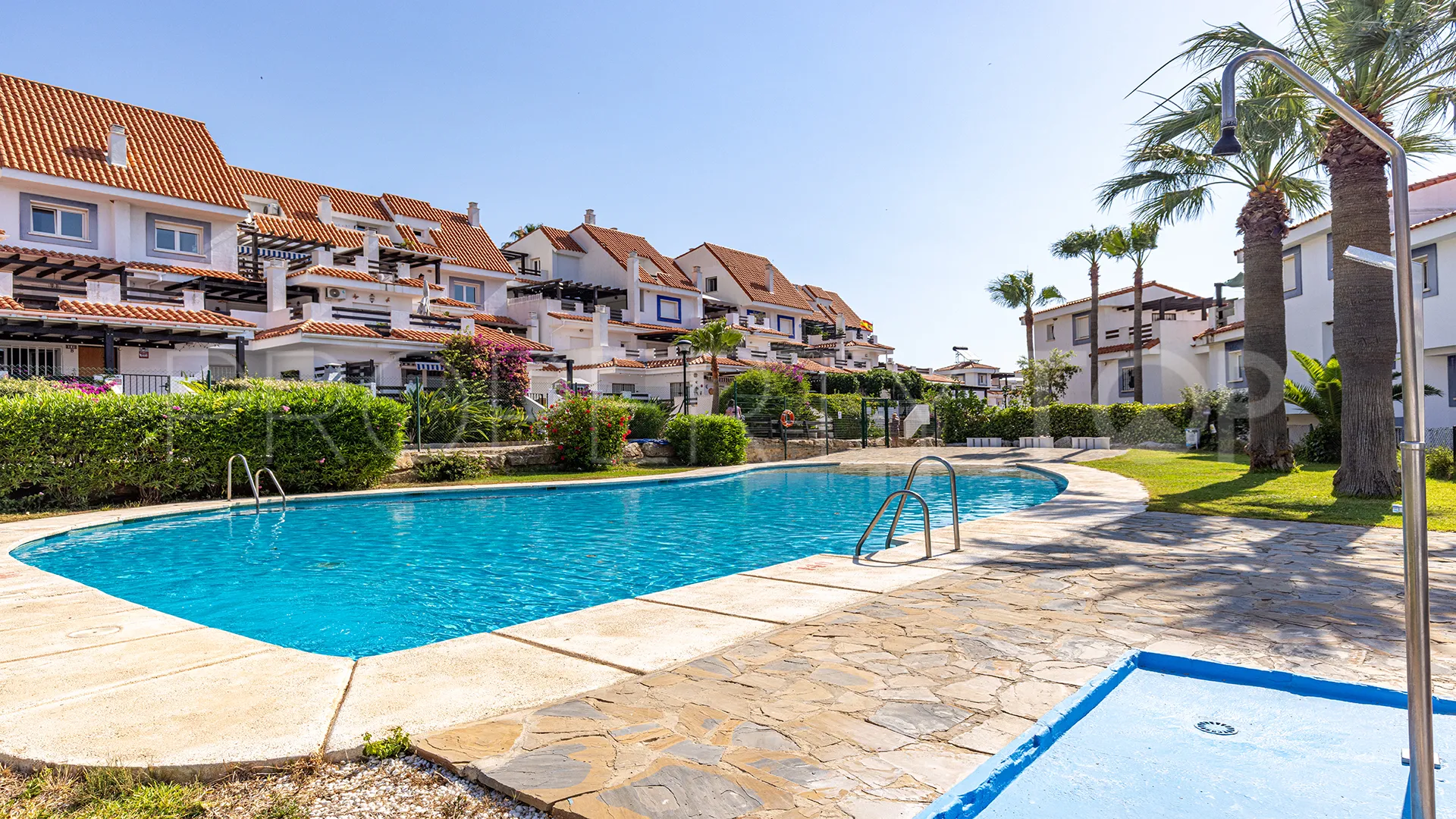 For sale Hacienda Guadalupe apartment with 2 bedrooms