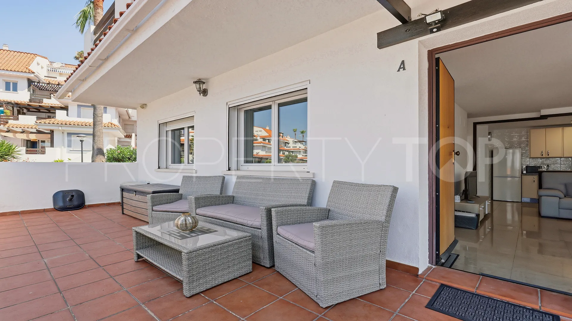 For sale Hacienda Guadalupe apartment with 2 bedrooms