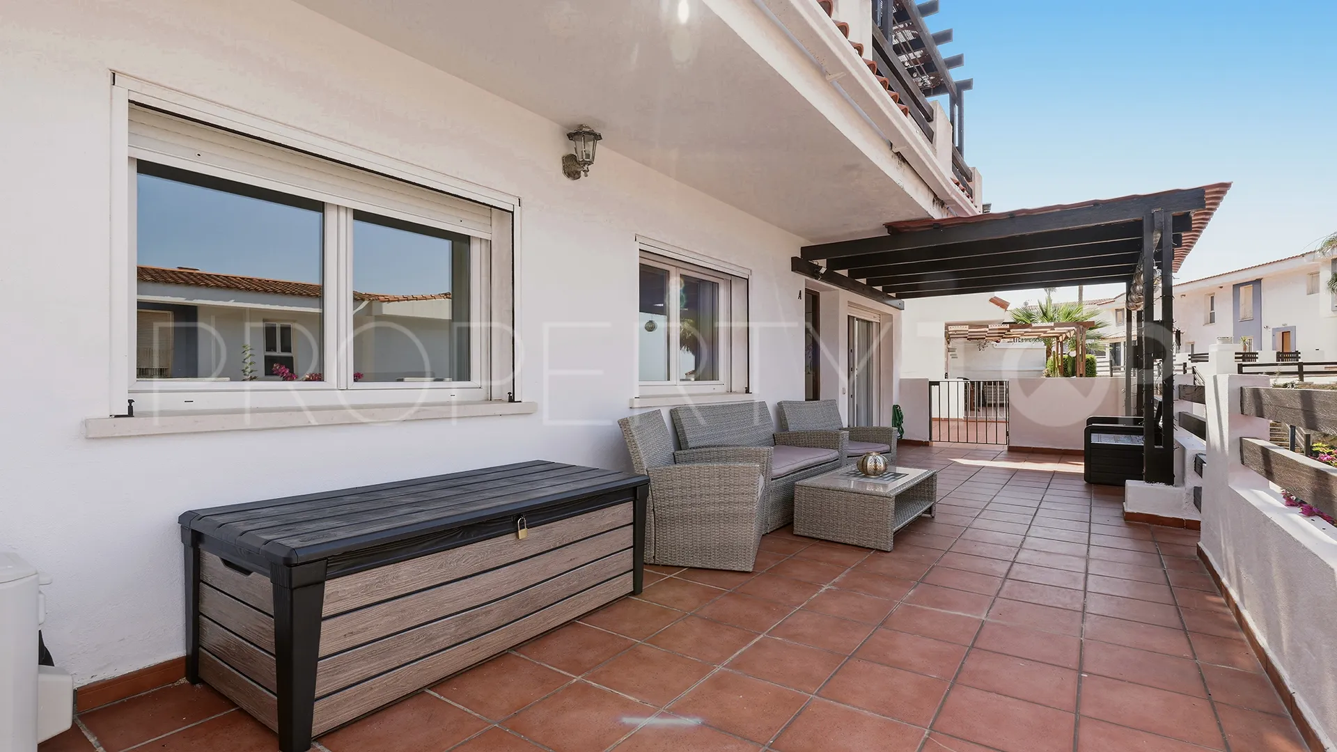 For sale Hacienda Guadalupe apartment with 2 bedrooms