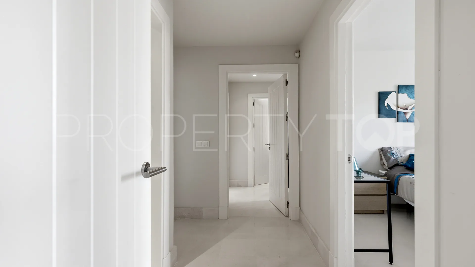 Apartamento a la venta con 3 dormitorios en Doña Julia