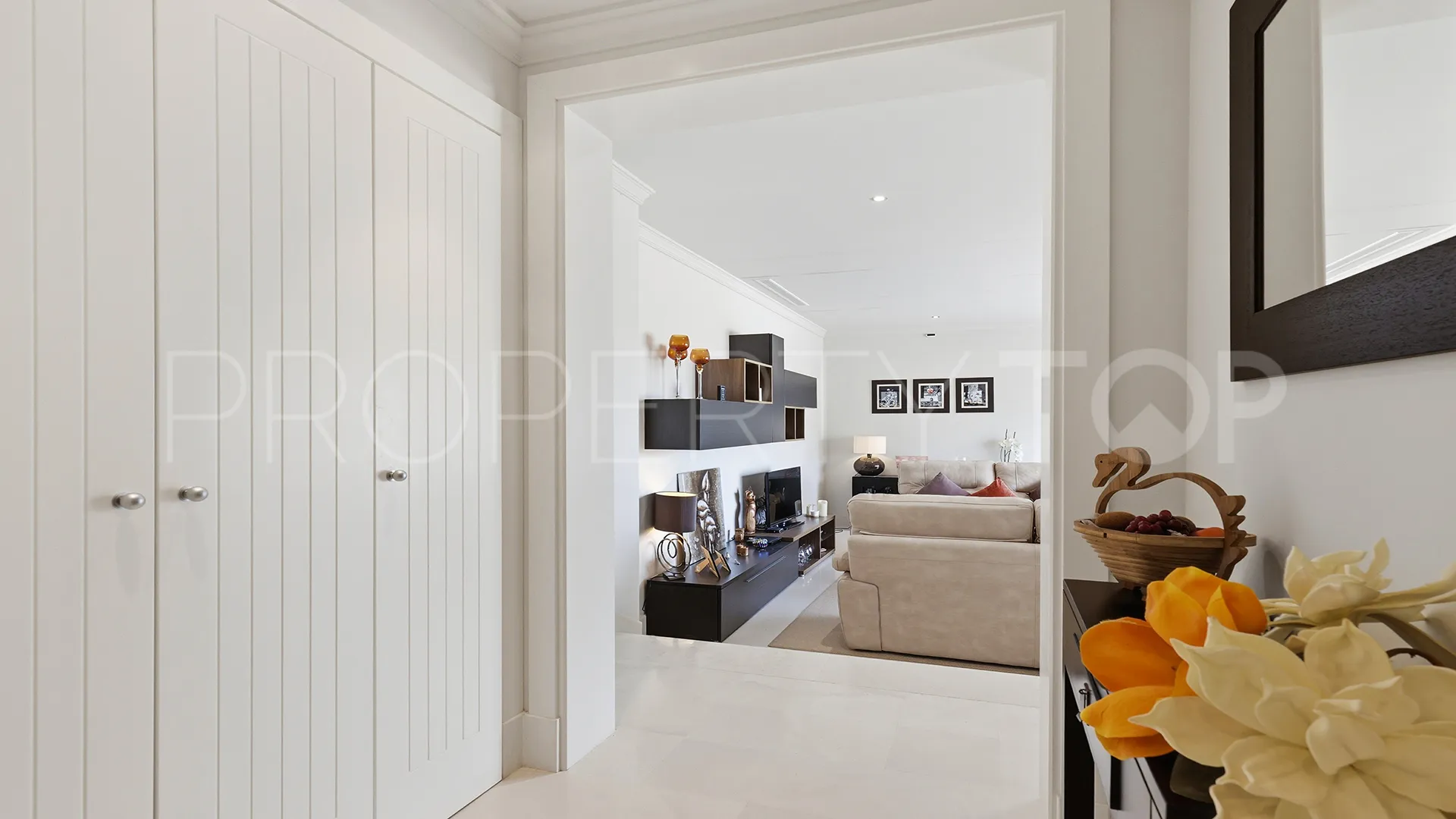 Apartamento a la venta con 3 dormitorios en Doña Julia
