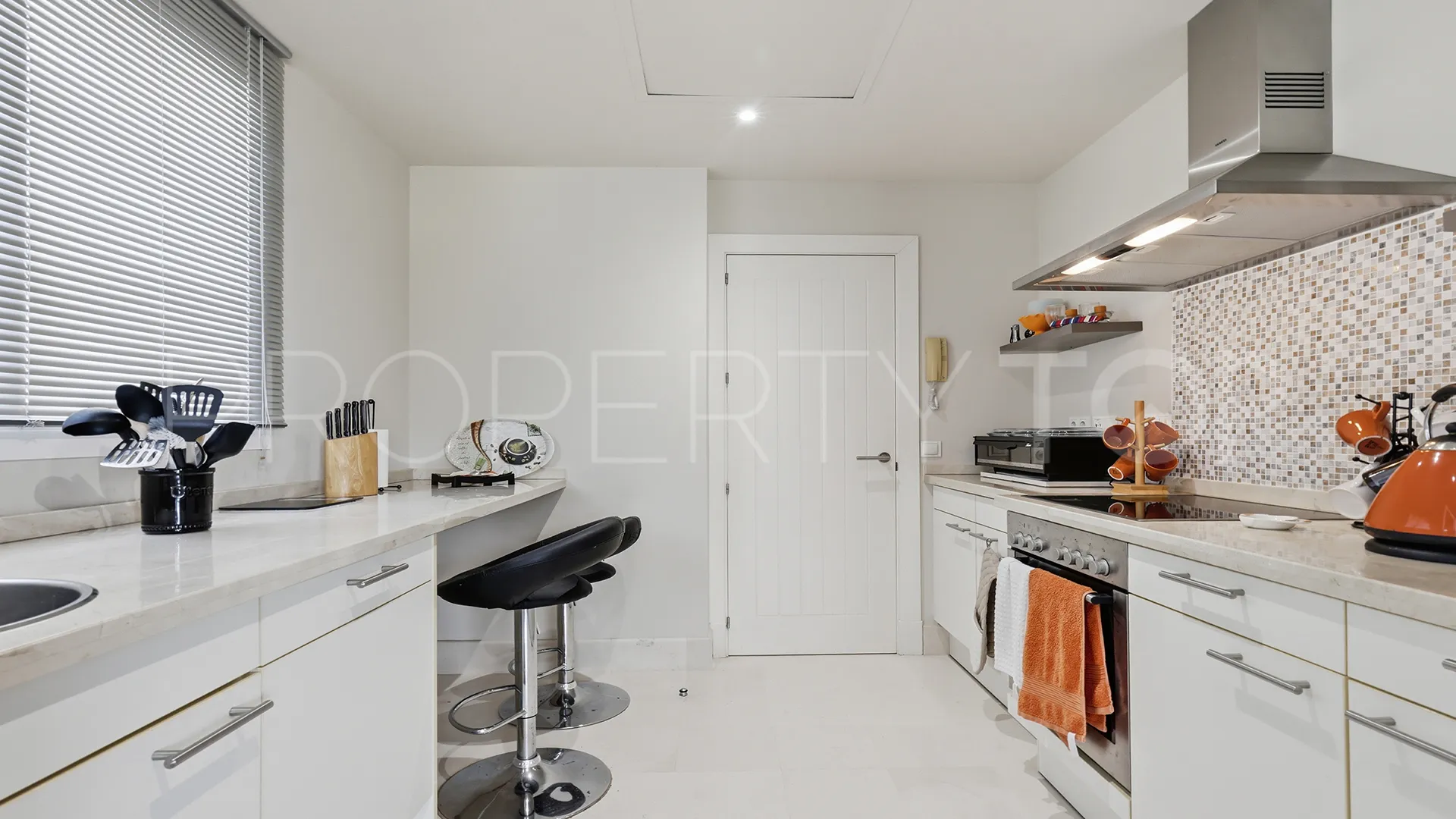 Apartamento a la venta con 3 dormitorios en Doña Julia
