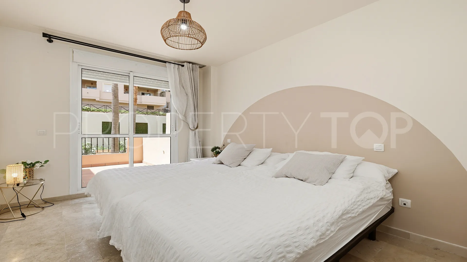 Apartamento en venta en La Duquesa Golf
