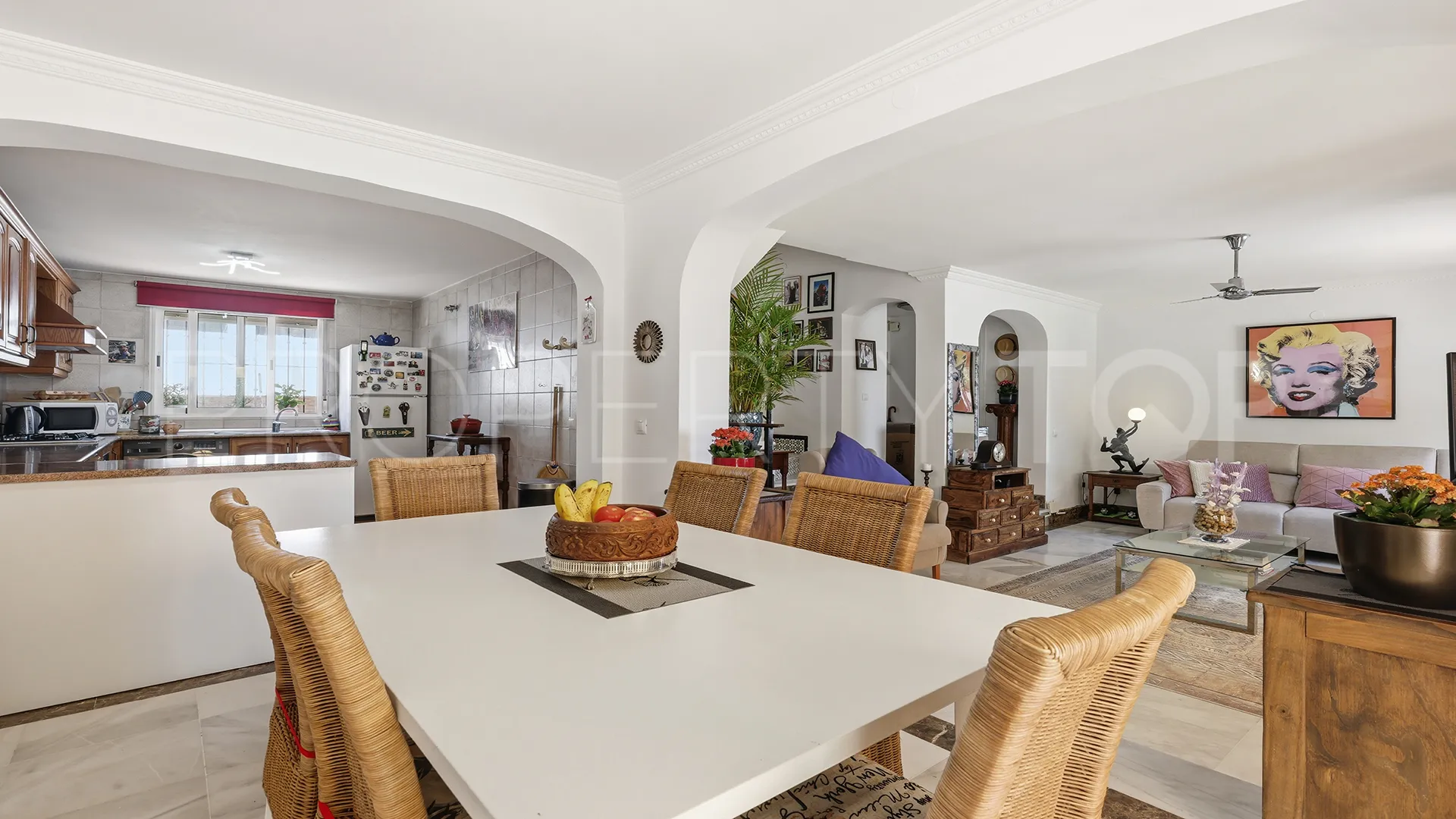 Se vende pareado en Manilva