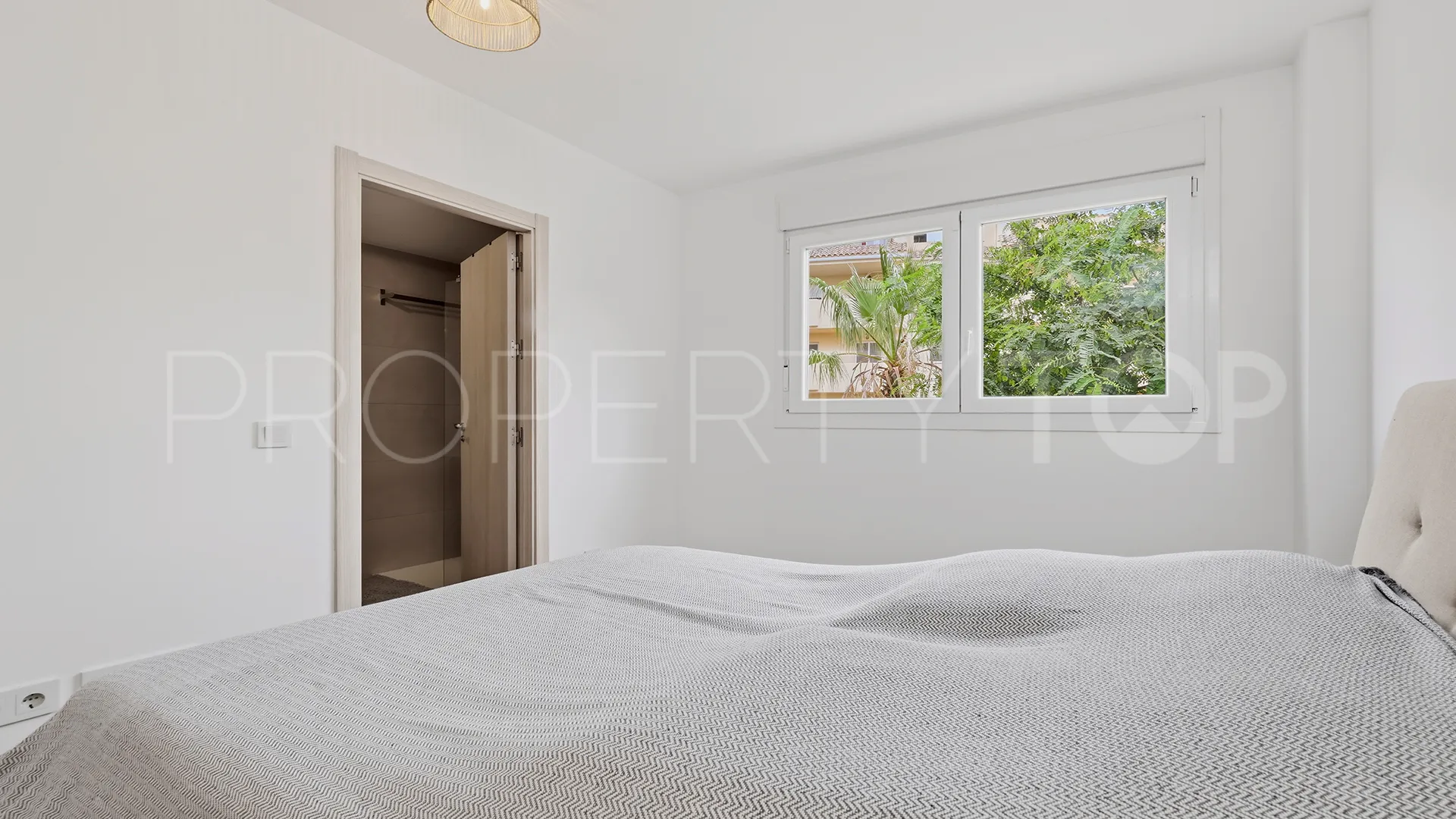 Comprar apartamento en Martagina