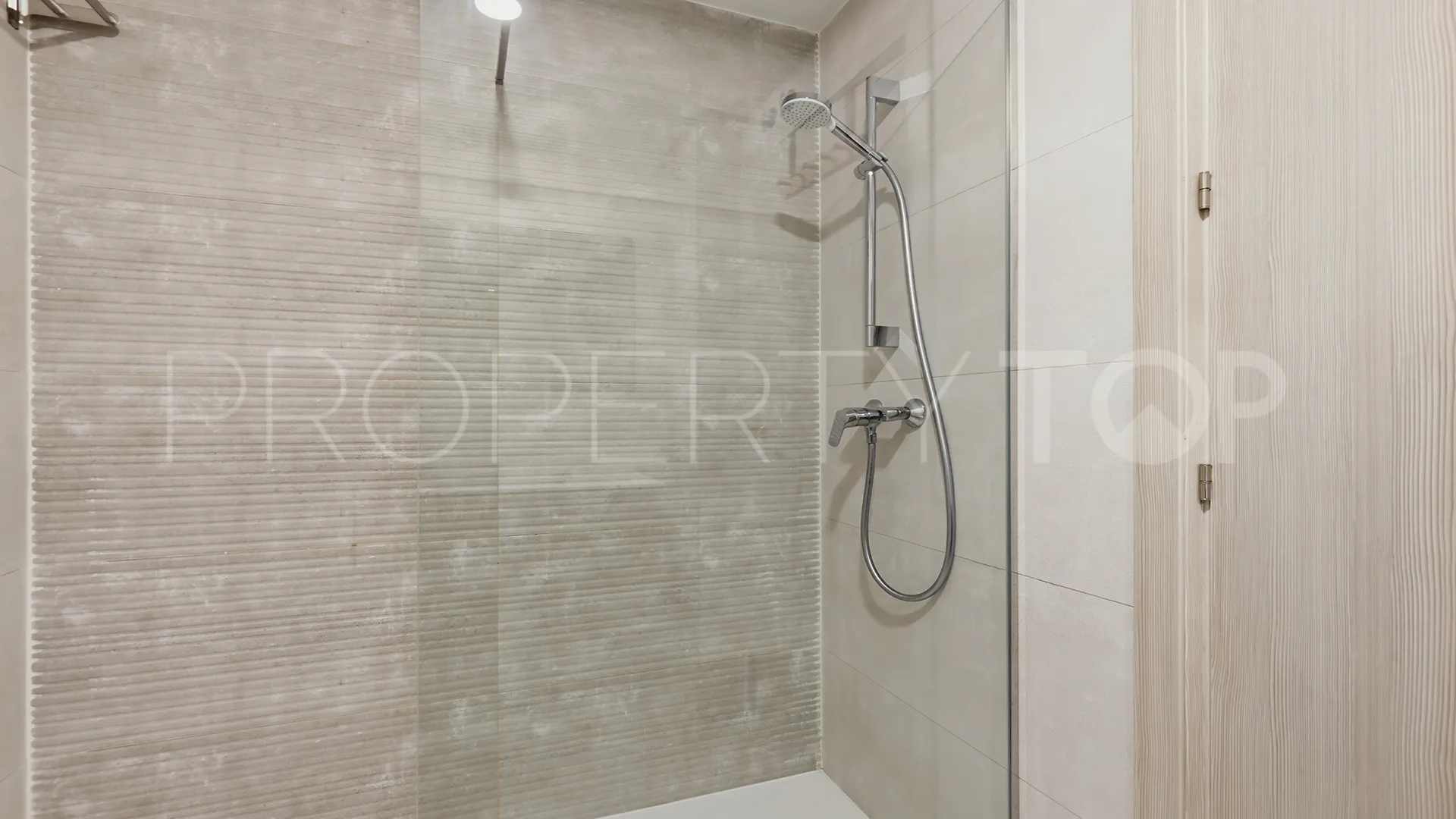 Comprar apartamento en Martagina