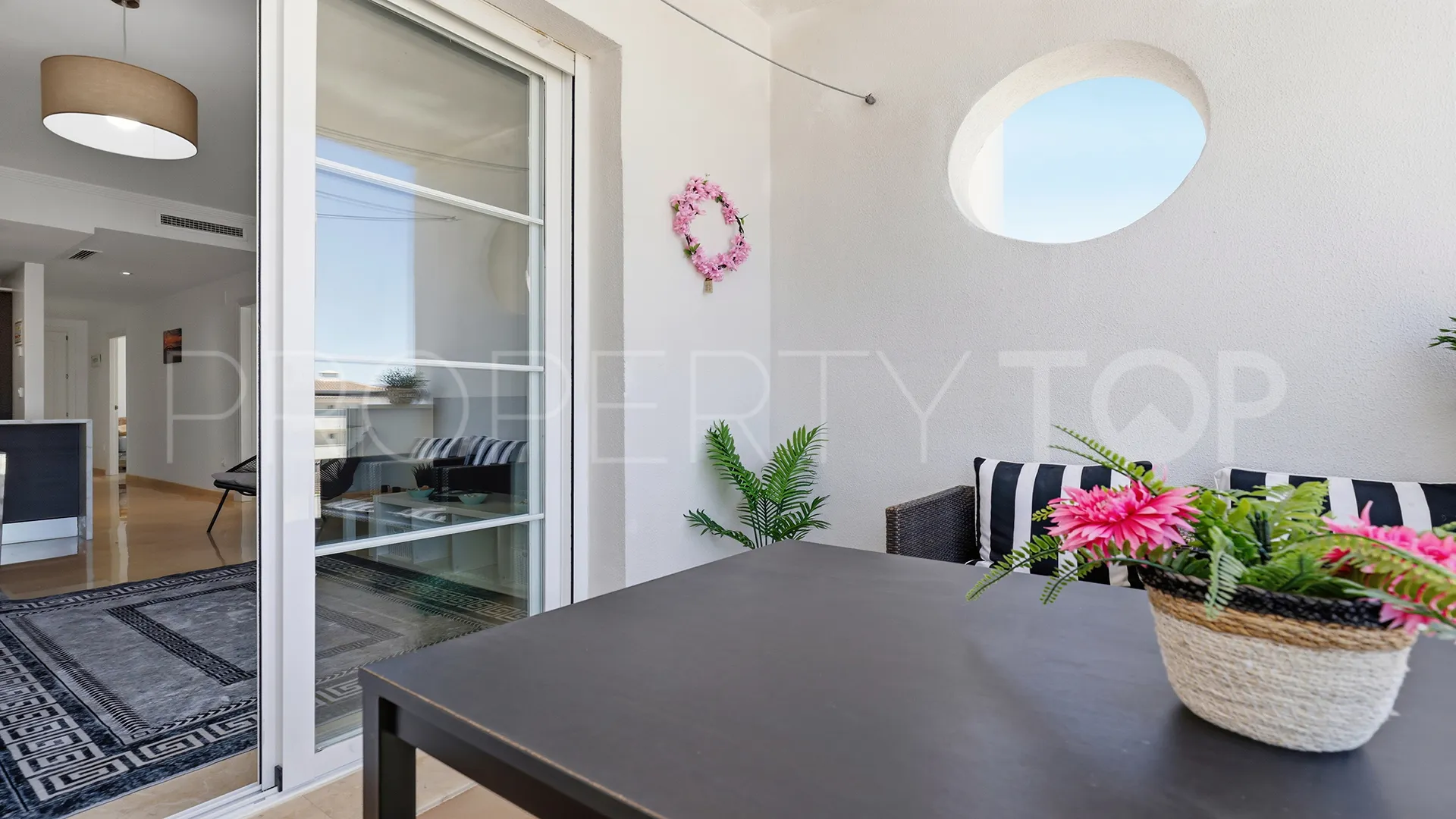 Se vende apartamento con 3 dormitorios en Martagina