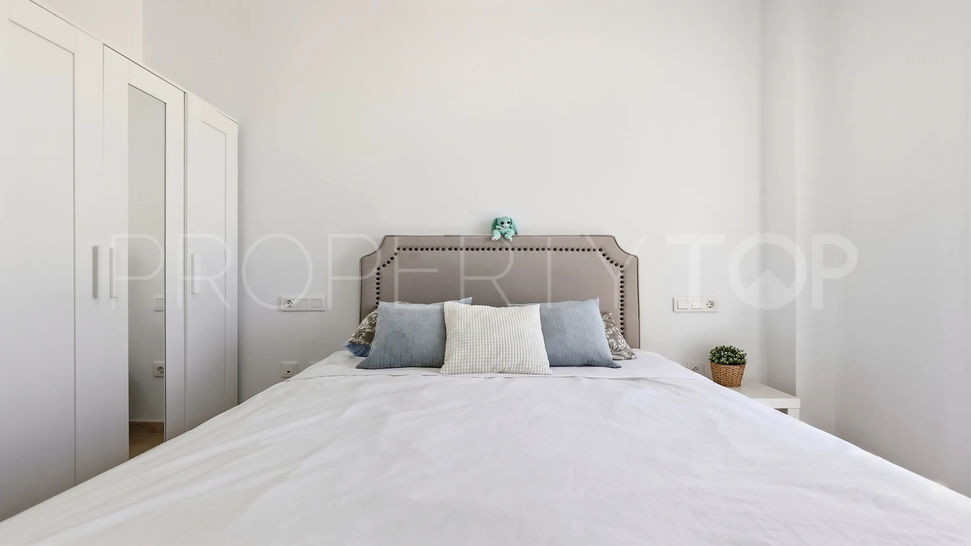 Se vende apartamento con 3 dormitorios en Martagina