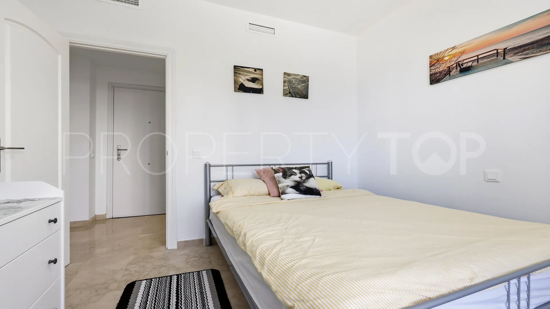Se vende apartamento con 3 dormitorios en Martagina