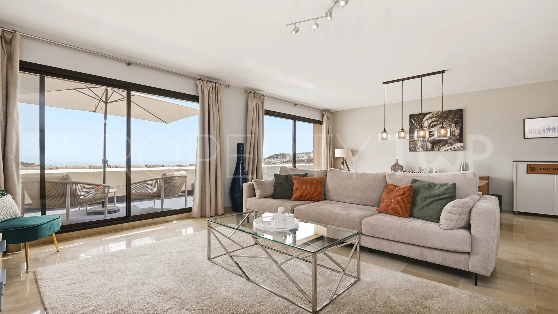 For sale Duquesa Village penthouse