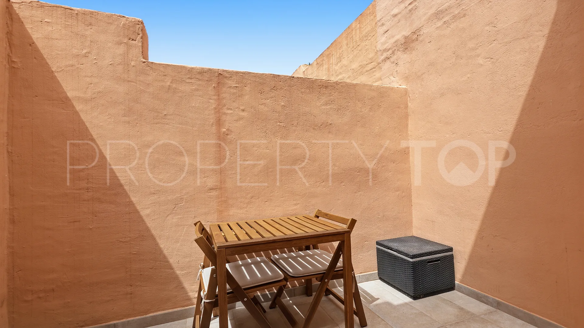 For sale Duquesa Village penthouse