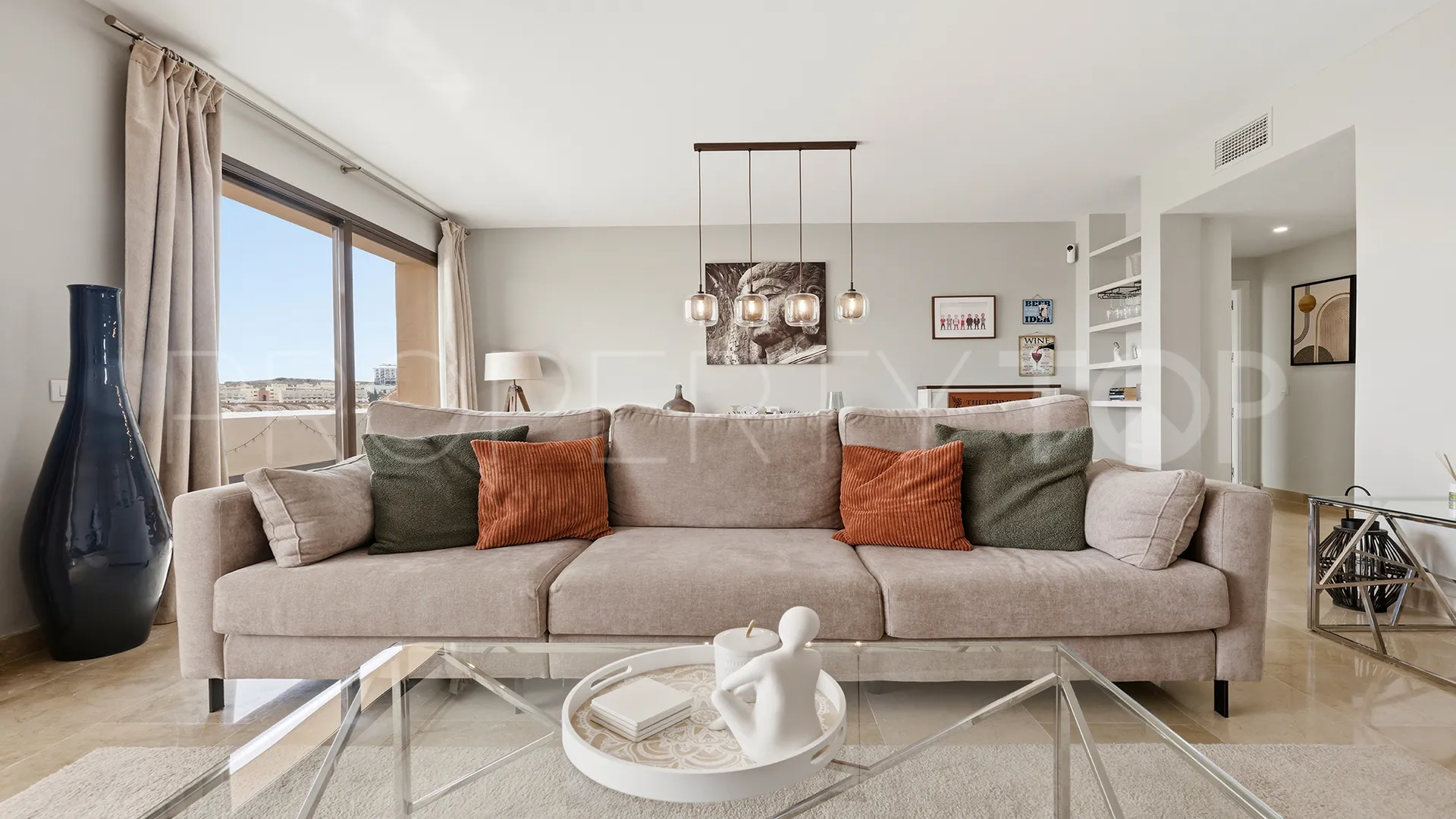 For sale Duquesa Village penthouse
