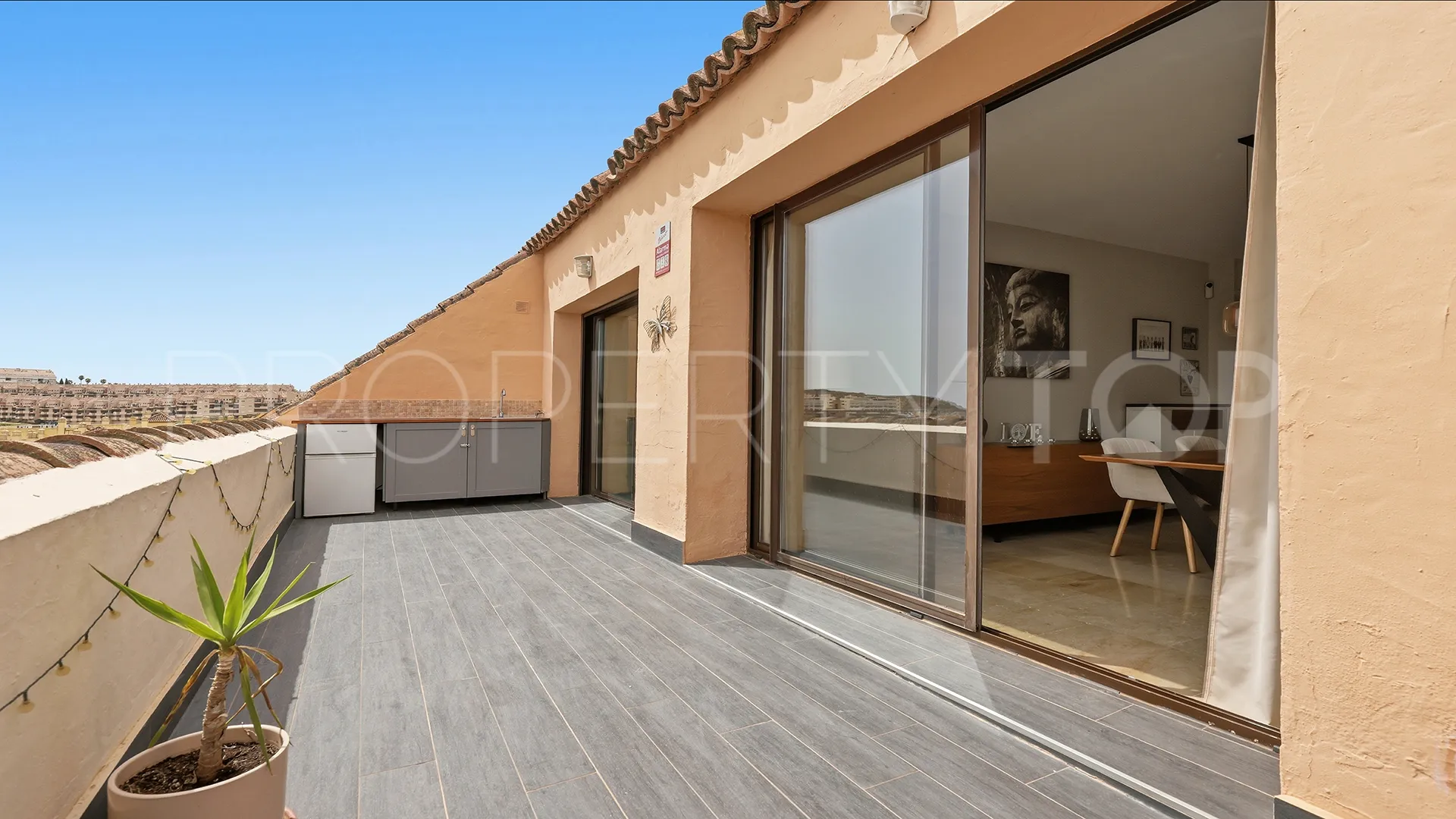 For sale Duquesa Village penthouse