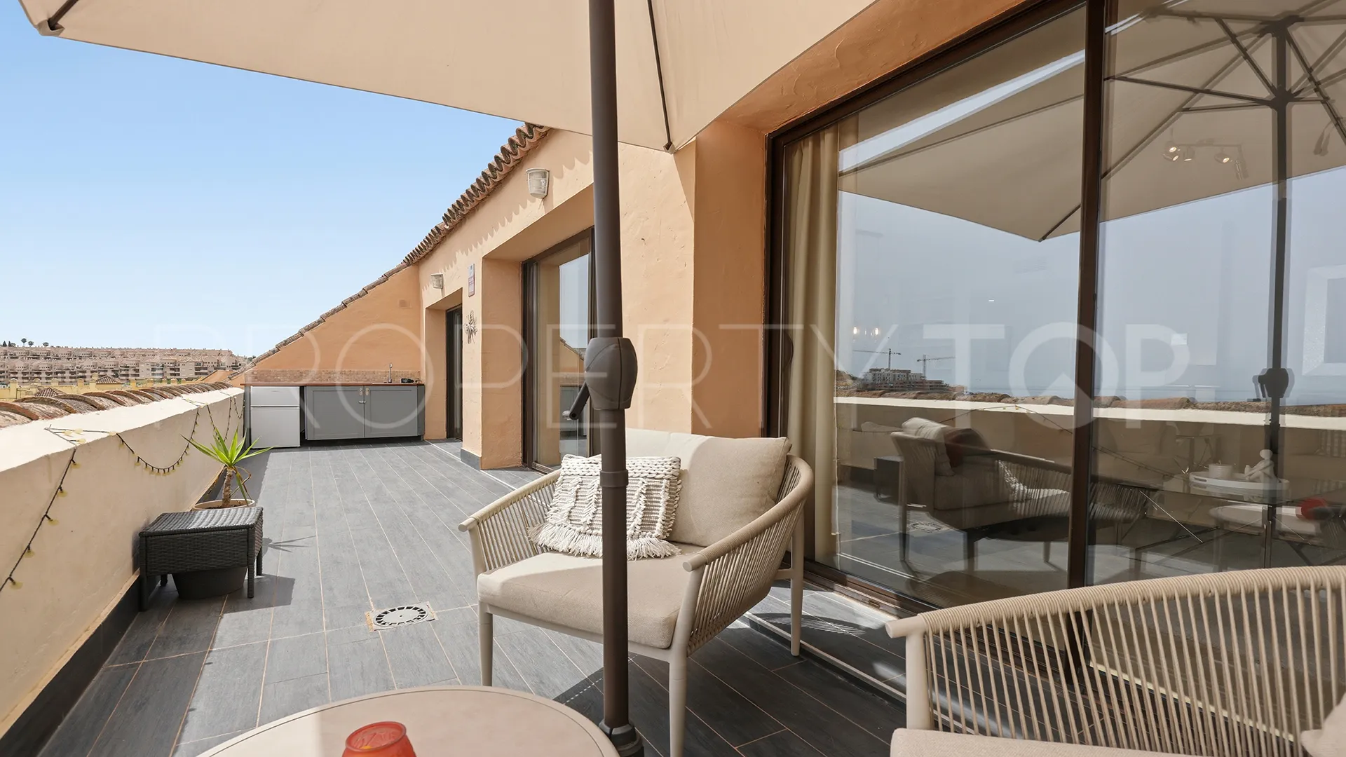 For sale Duquesa Village penthouse
