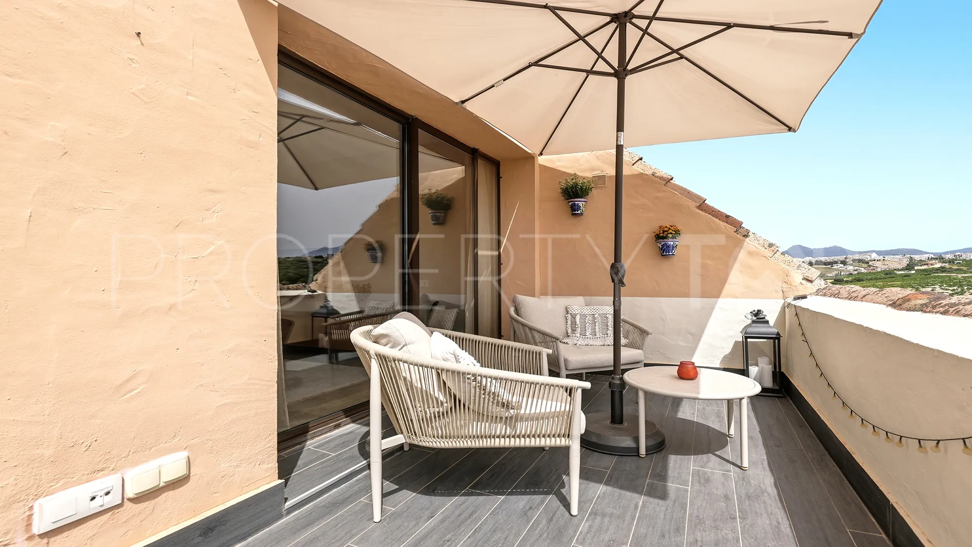For sale Duquesa Village penthouse