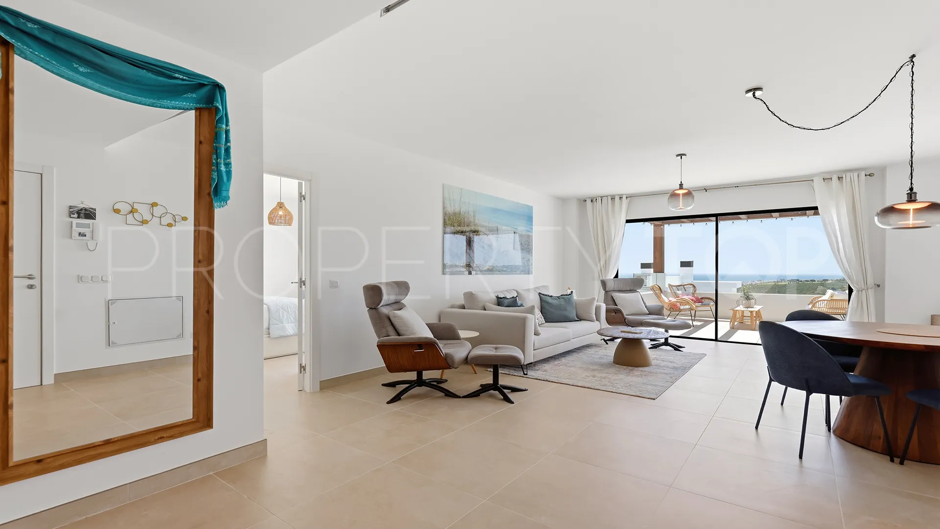 For sale penthouse with 3 bedrooms in Casares Golf