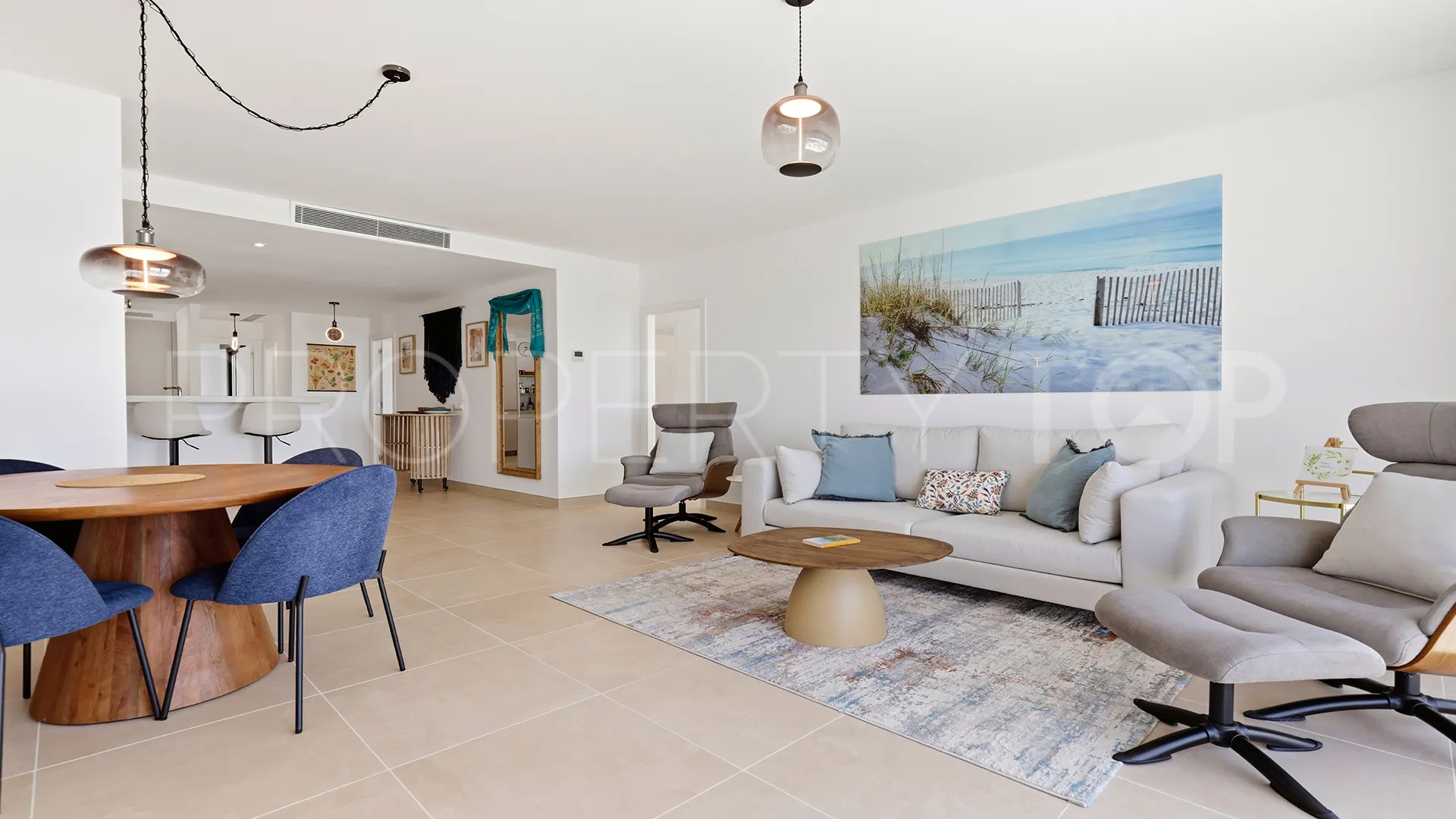 For sale penthouse with 3 bedrooms in Casares Golf