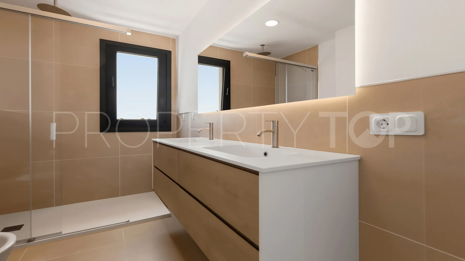 For sale penthouse with 3 bedrooms in Casares Golf