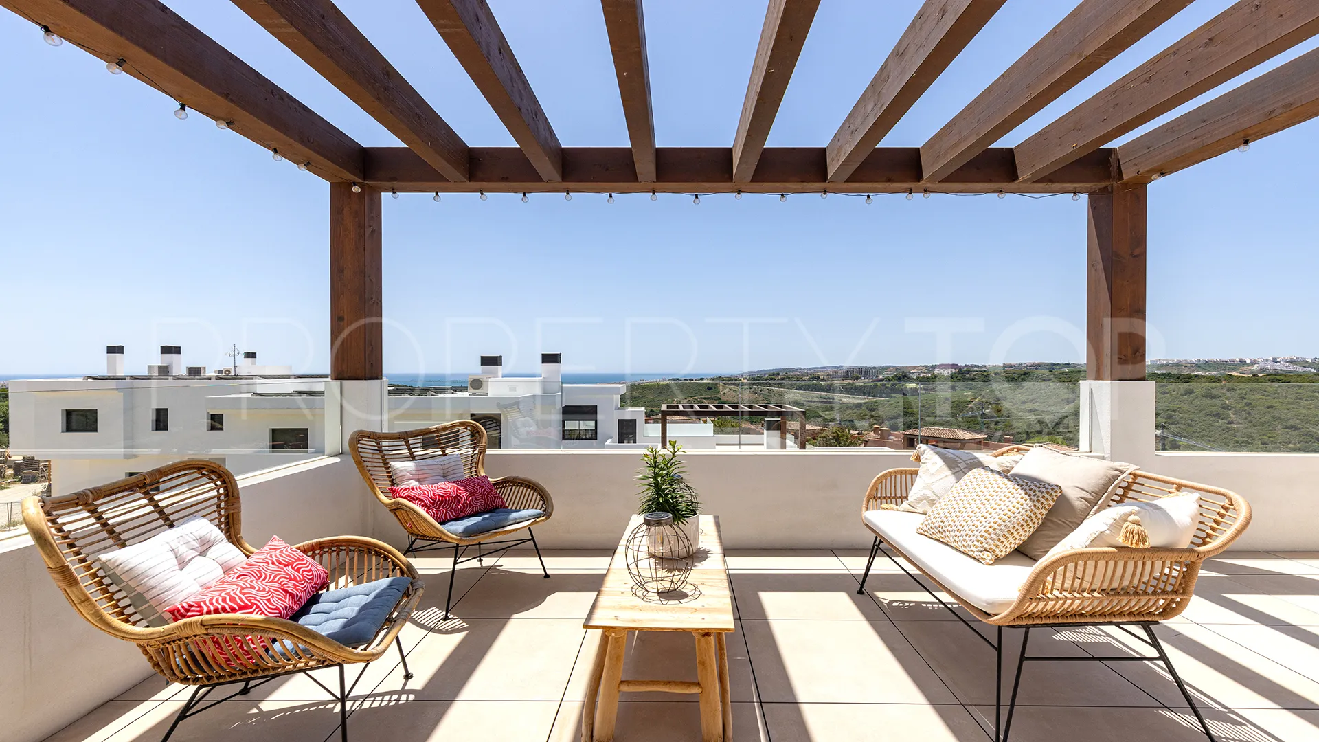 For sale penthouse with 3 bedrooms in Casares Golf