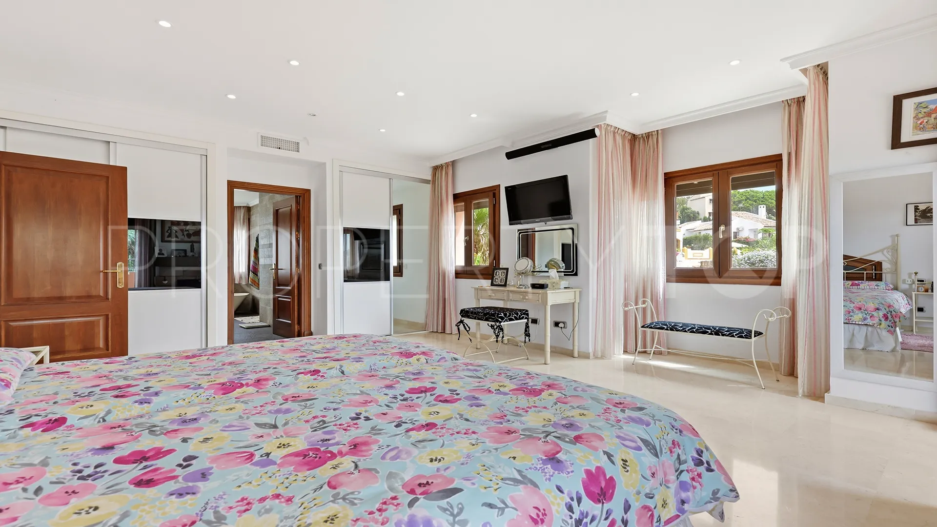 Villa for sale in Seghers