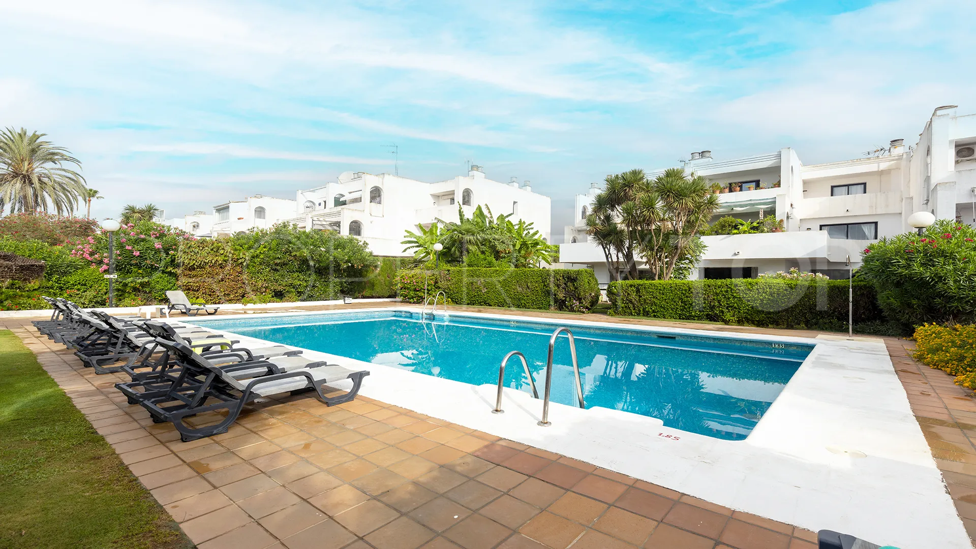 Jardines de Sotogrande duplex for sale