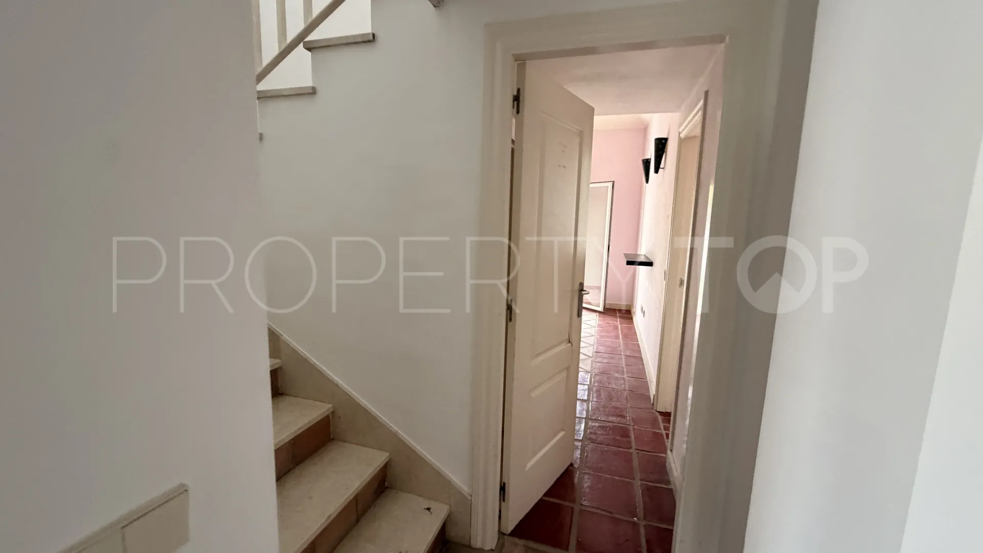 Villa en venta en La Duquesa Golf