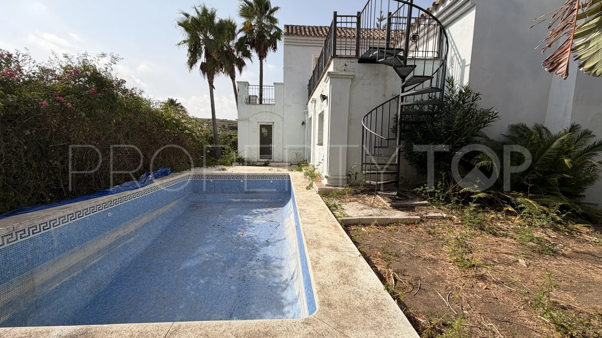 Villa en venta en La Duquesa Golf