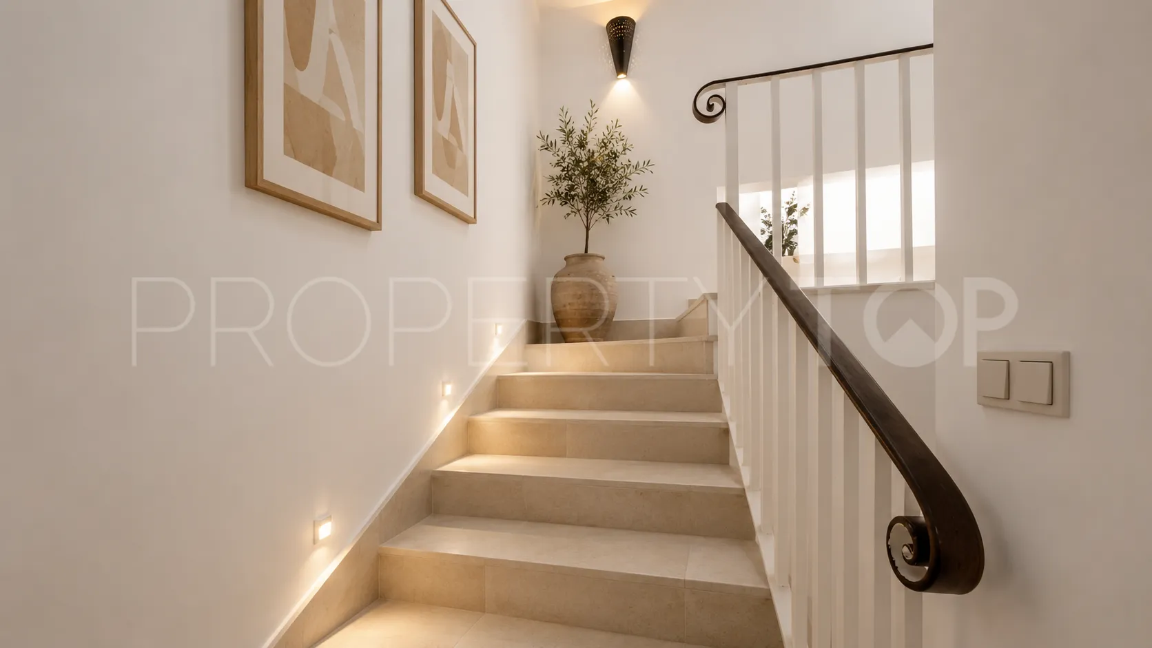 Villa en venta en La Duquesa Golf