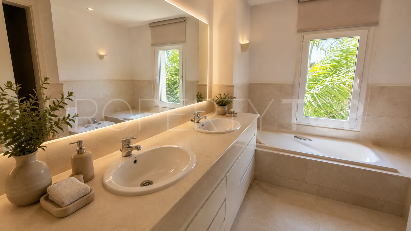 Villa en venta en La Duquesa Golf