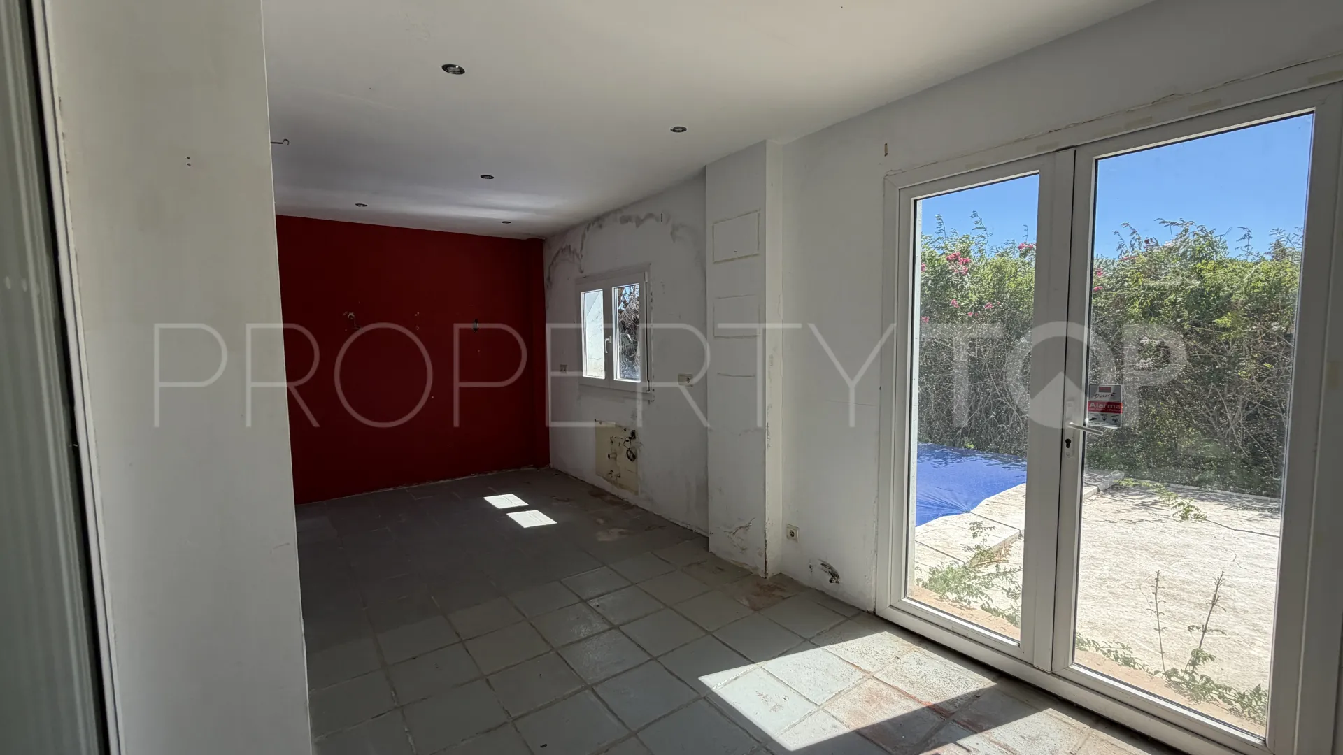 Villa en venta en La Duquesa Golf