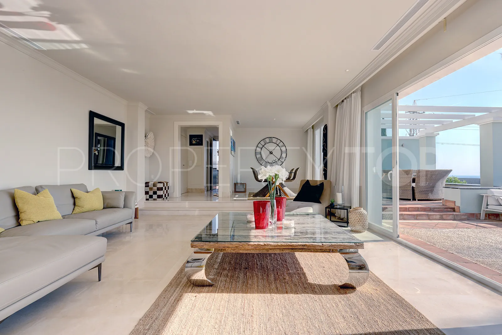 Doña Julia, apartamento planta baja a la venta con 3 dormitorios