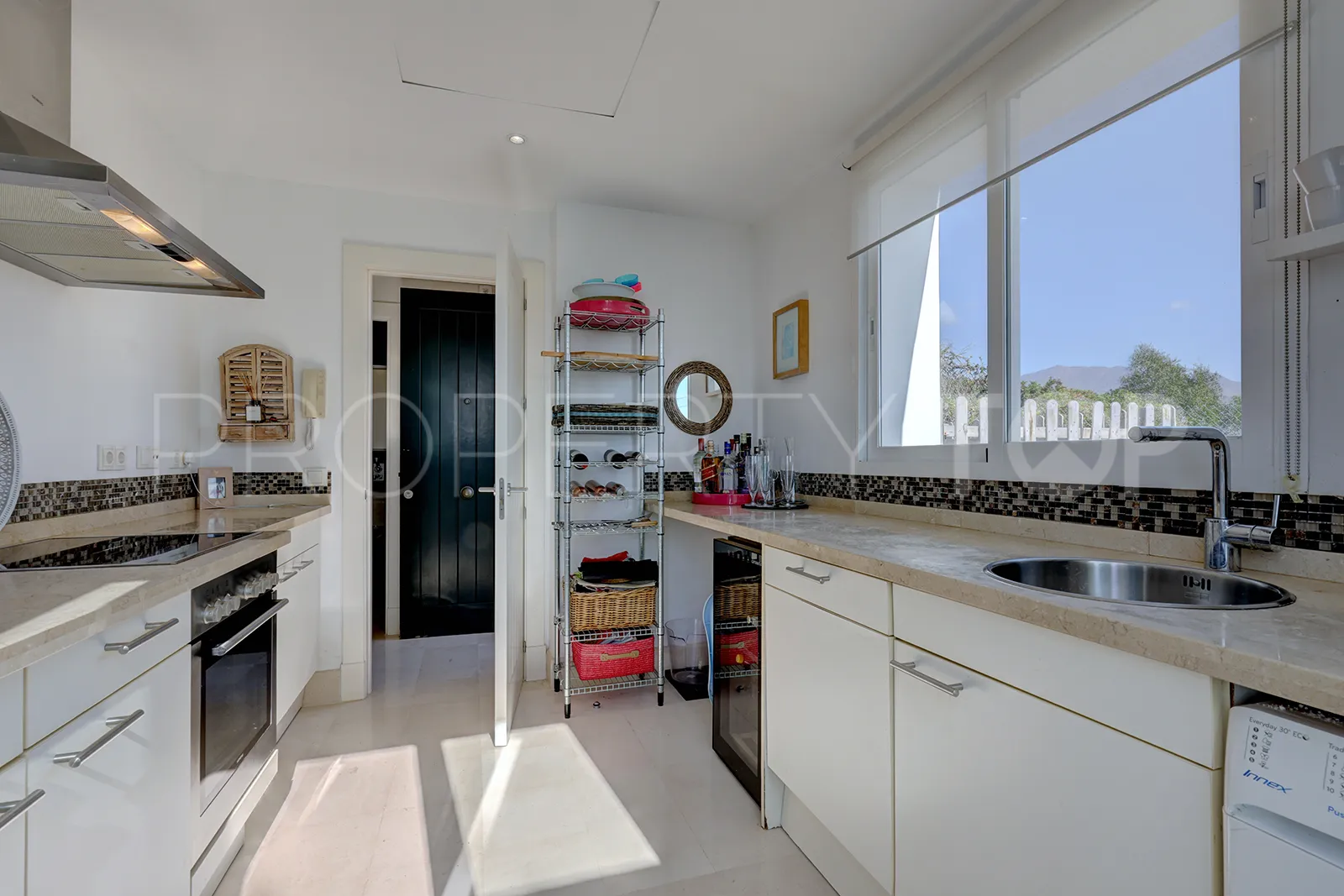 Doña Julia, apartamento planta baja a la venta con 3 dormitorios