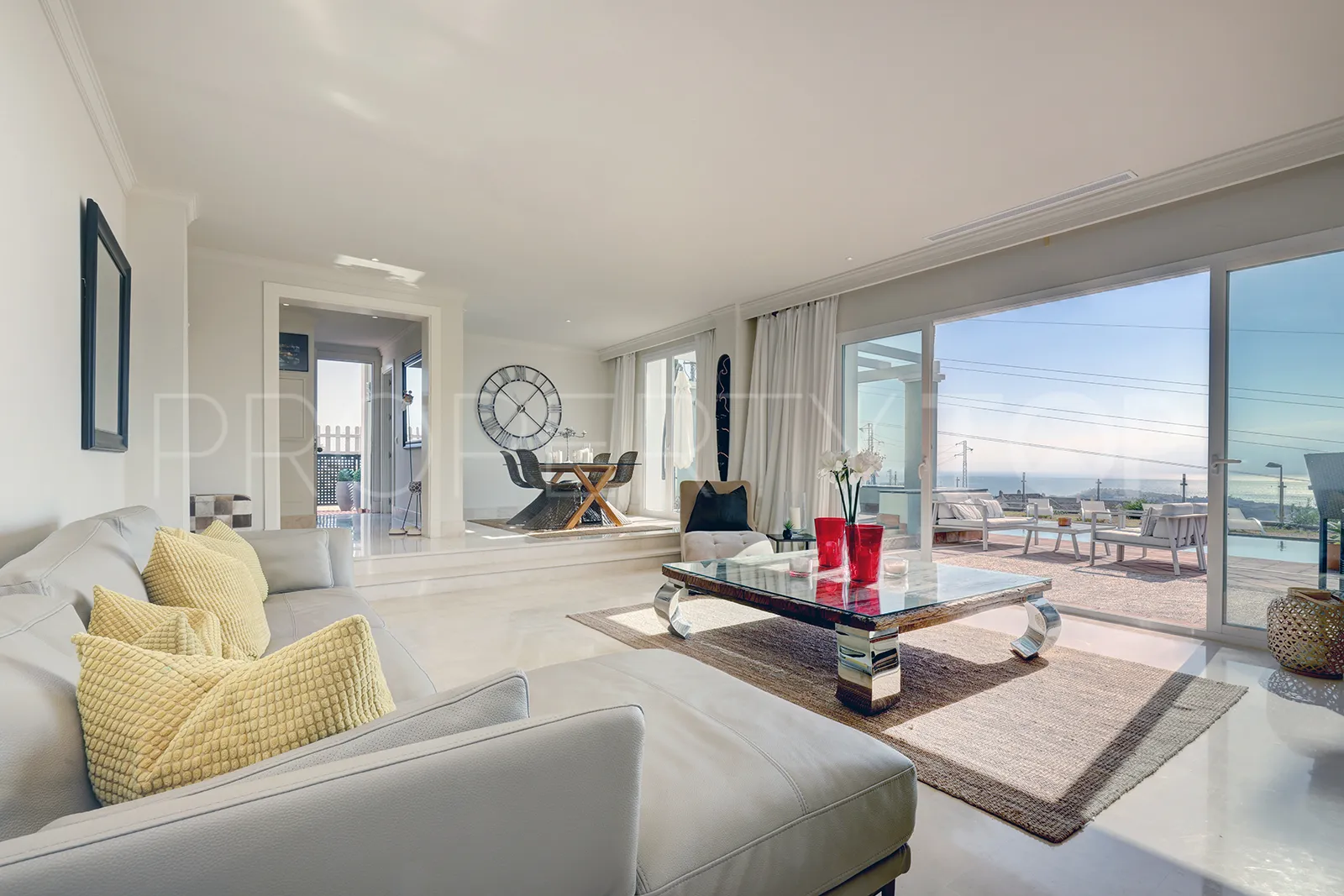 Doña Julia, apartamento planta baja a la venta con 3 dormitorios