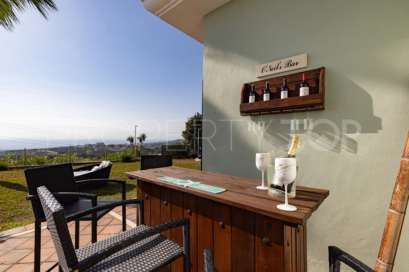 Doña Julia, apartamento planta baja a la venta con 3 dormitorios
