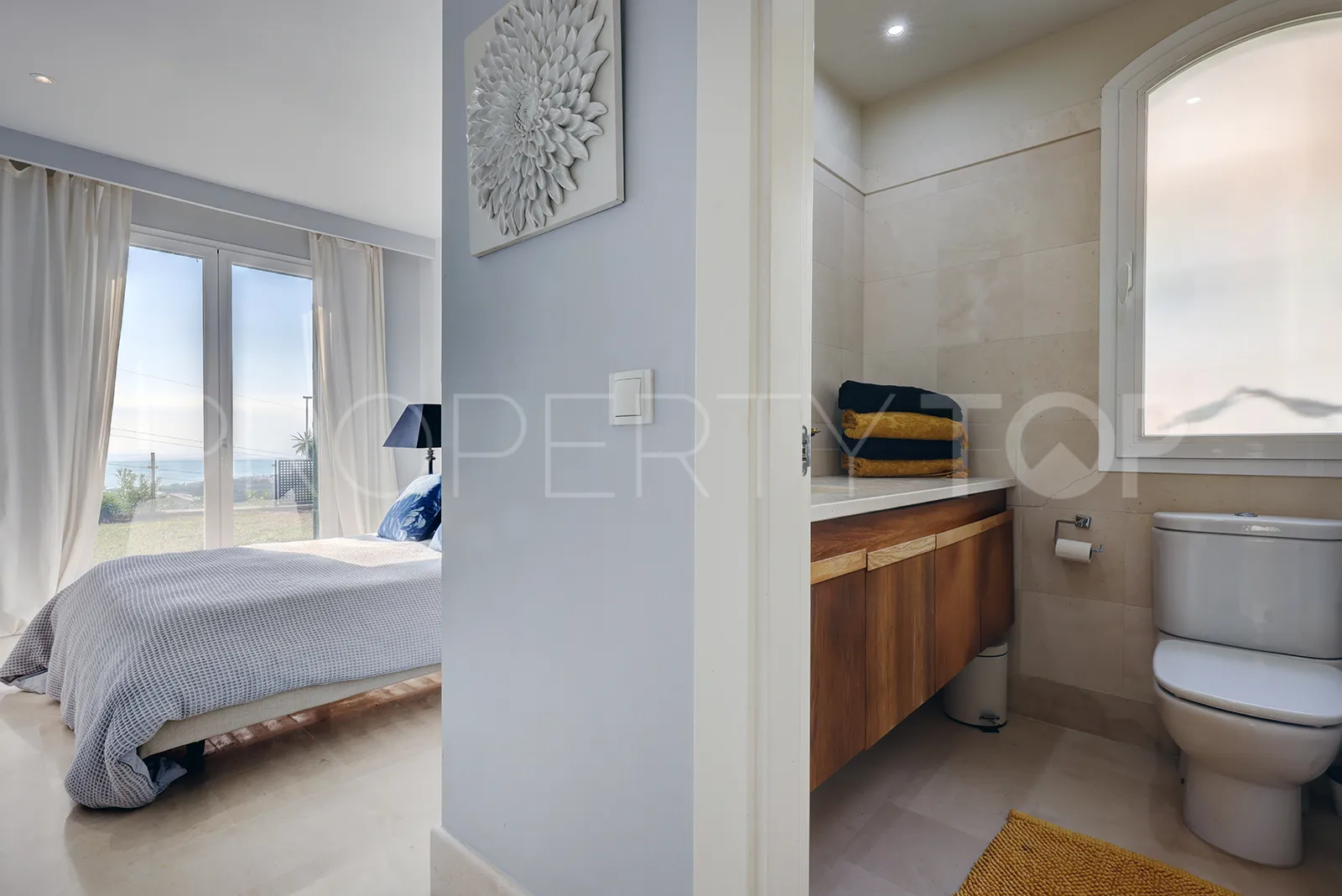 Doña Julia, apartamento planta baja a la venta con 3 dormitorios