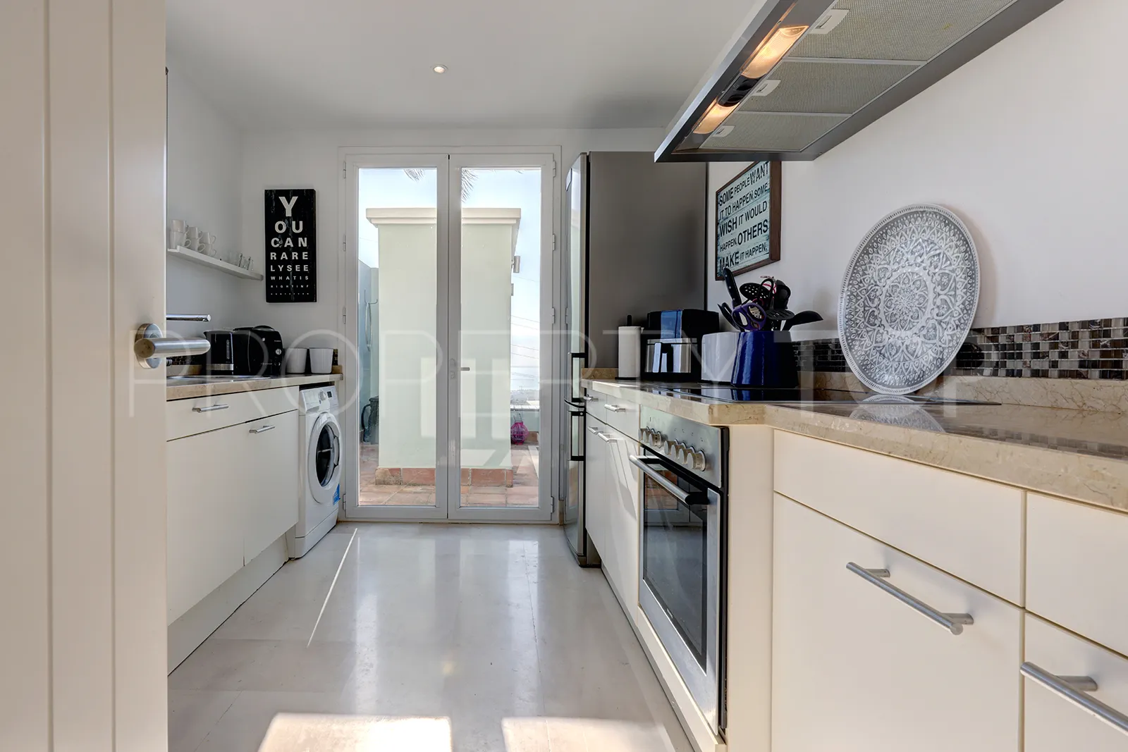 Doña Julia, apartamento planta baja a la venta con 3 dormitorios